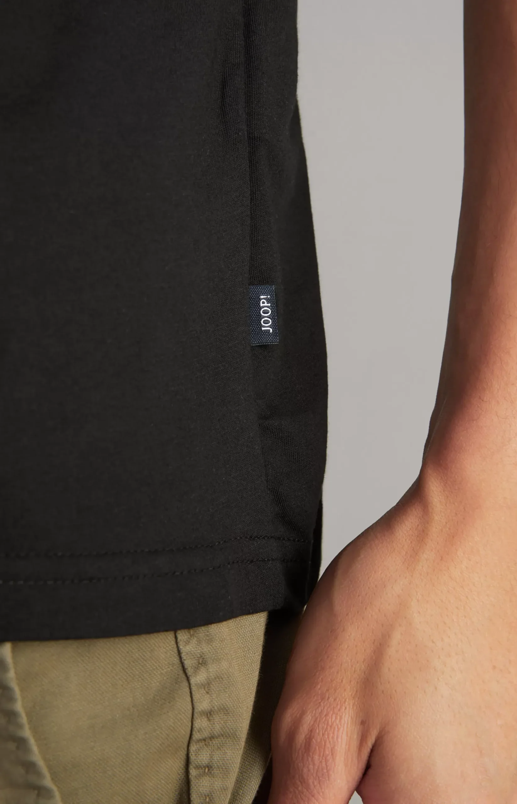 Alerio T-Shirt in Black