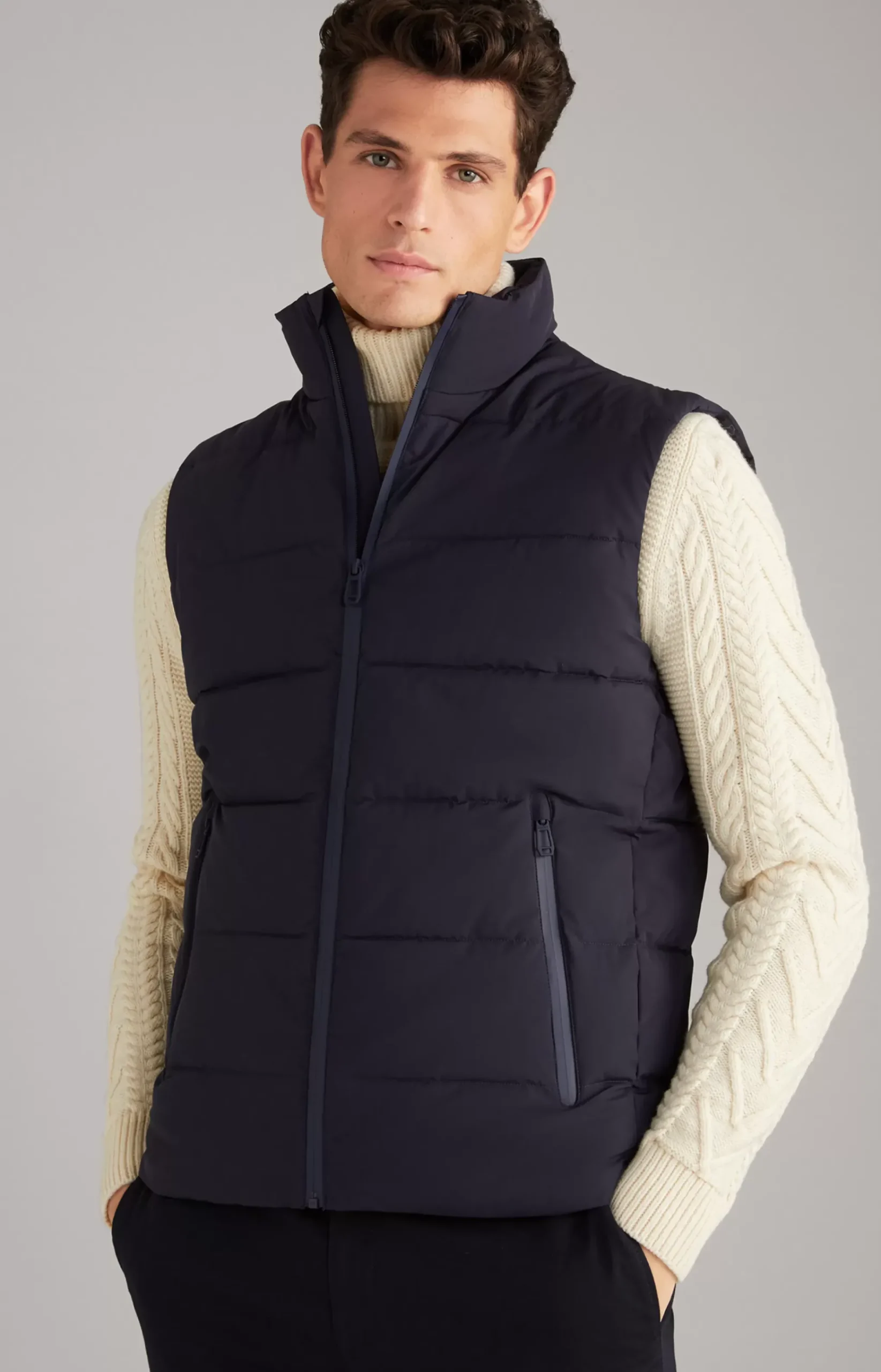 Allix Quilted Vest in Dark Blue