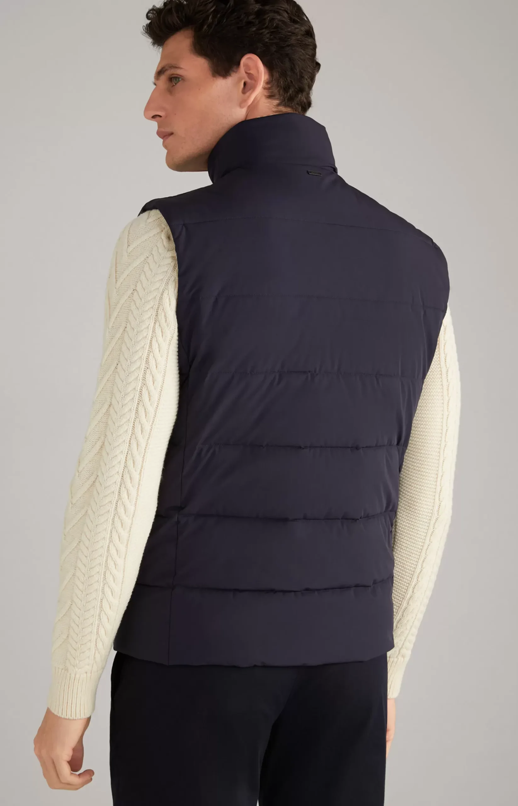 Allix Quilted Vest in Dark Blue