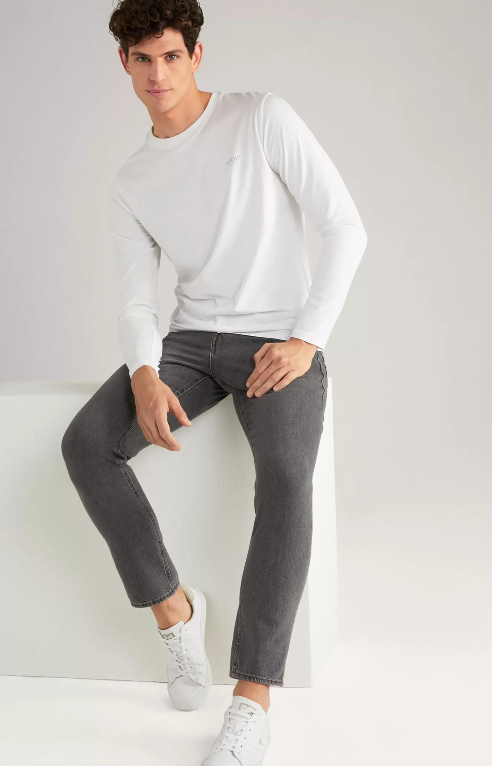 Alphis Long Sleeve Top in White