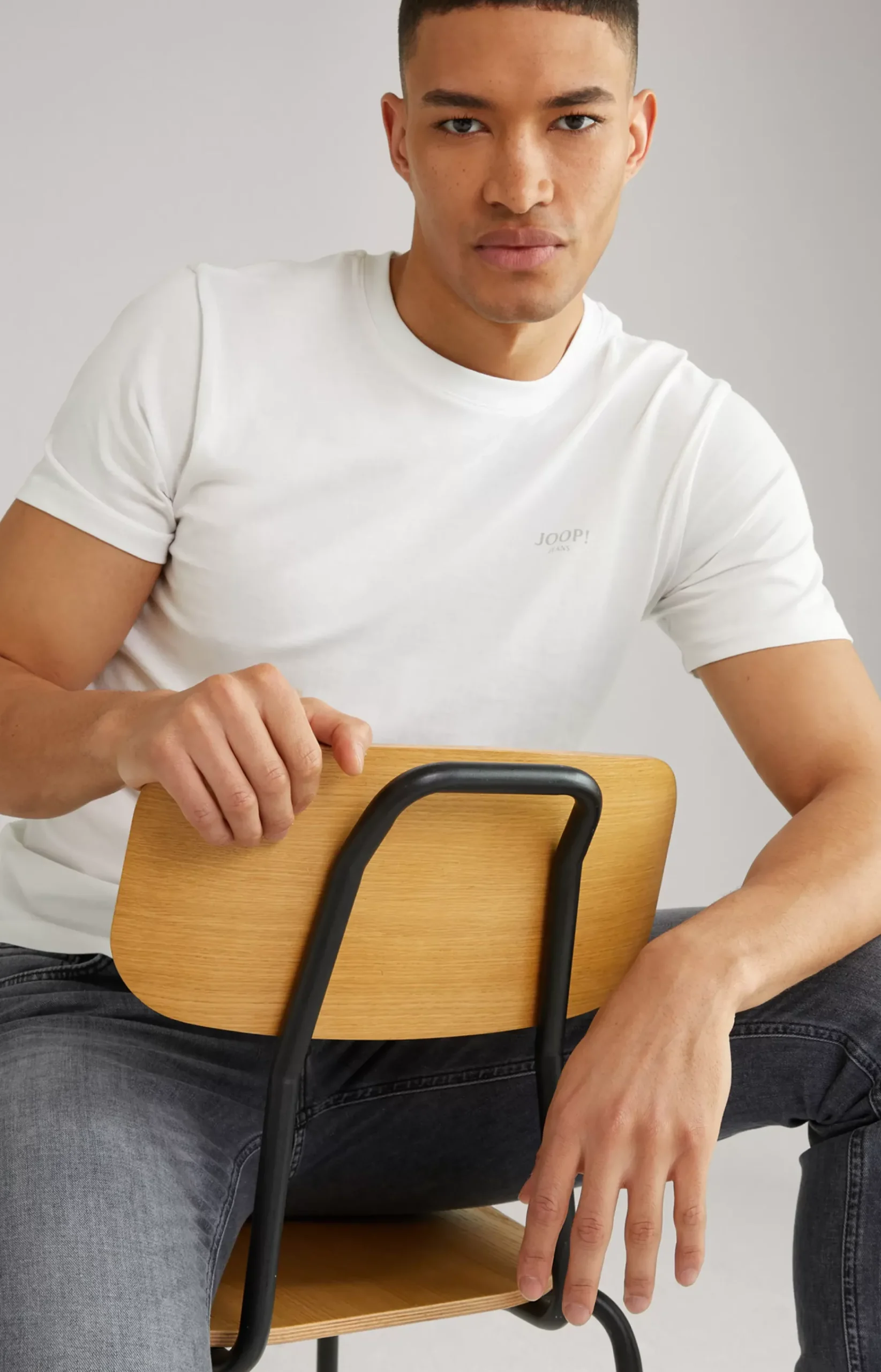 Alphis T-shirt in White
