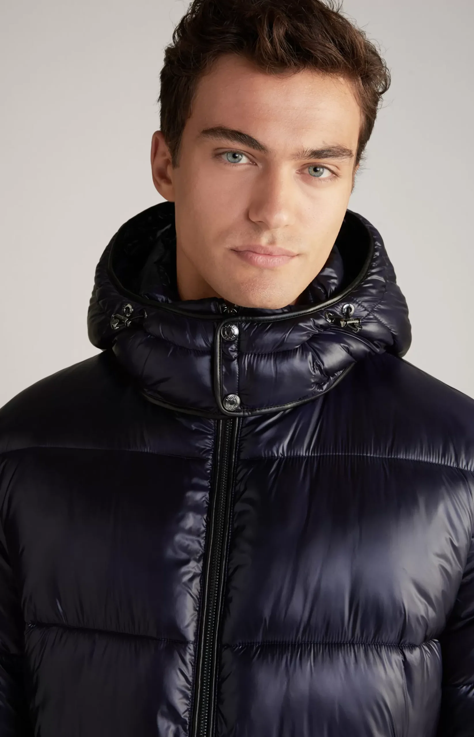 Ambro Quilted Jacket with Hood in Dark Blue