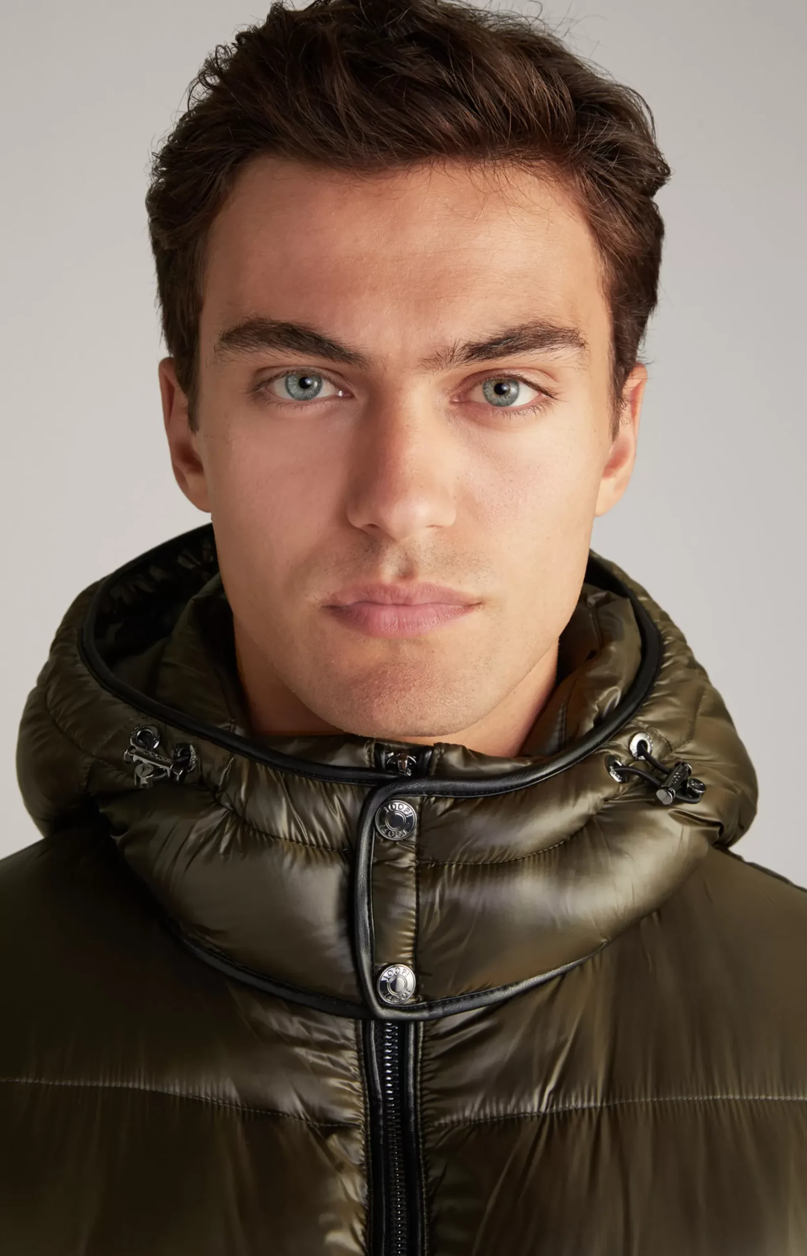 Ambro Quilted Jacket with Hood in Dark Green