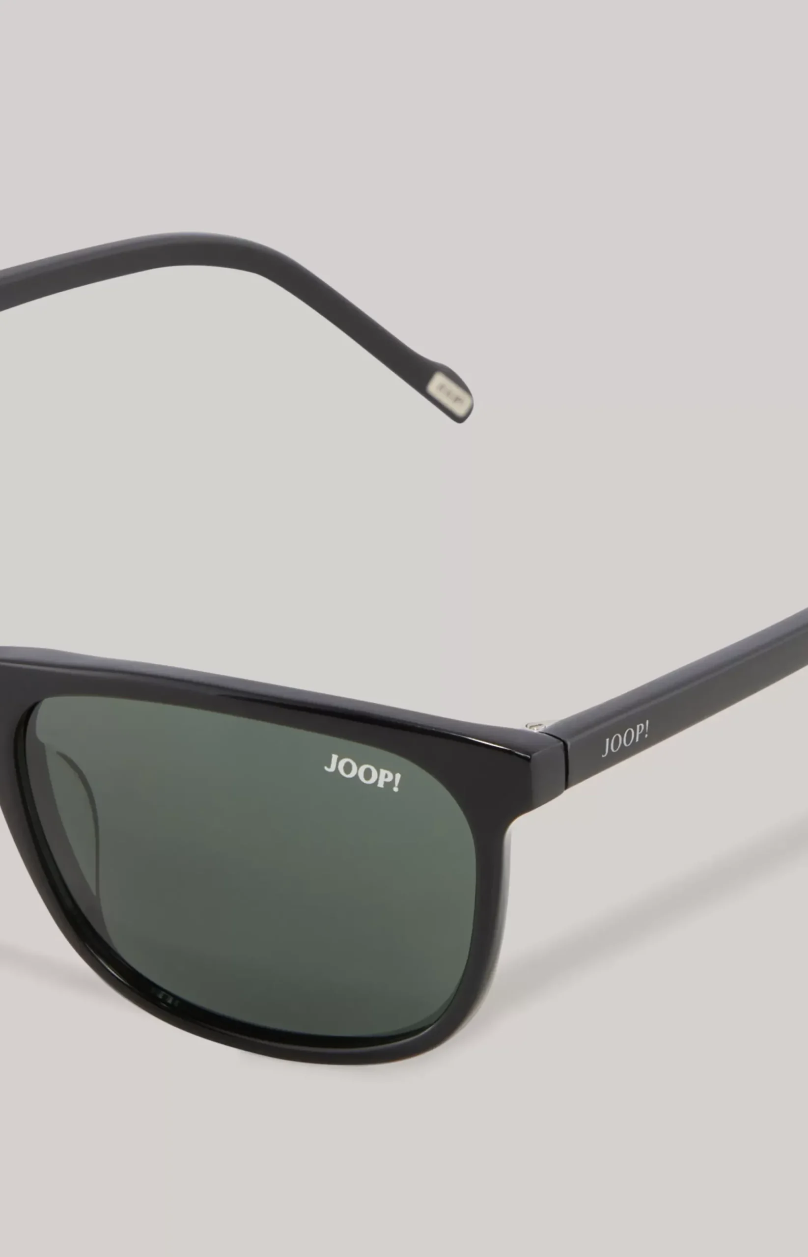 Black/Green Sunglasses