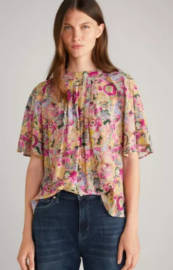 Blouse in a Beige/Pink Pattern