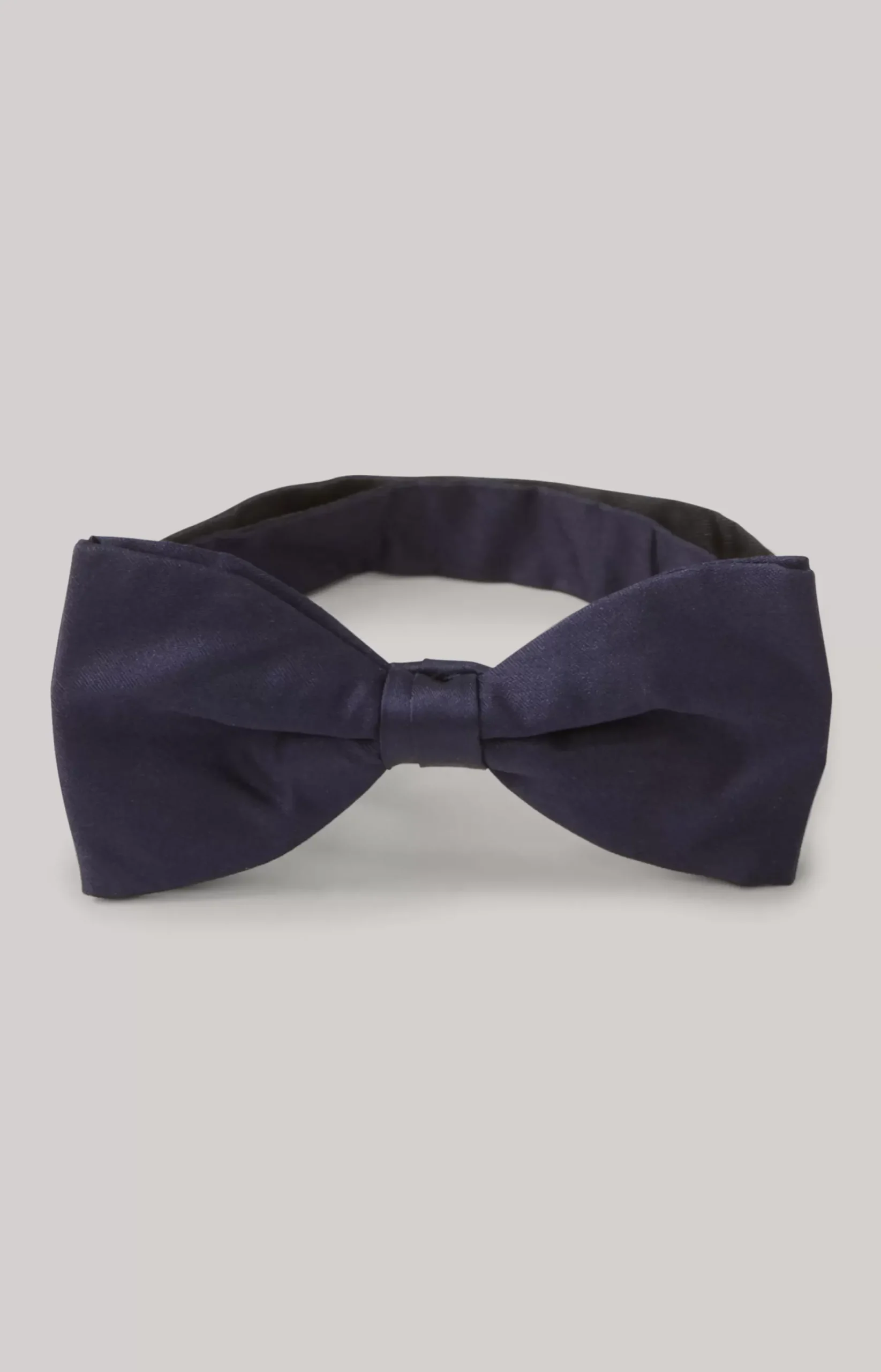 Bow Tie in Navy