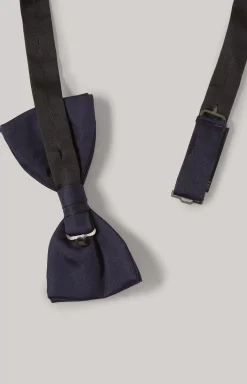 Bow Tie in Navy