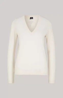 Cashmere Knitted Pullover in Cream