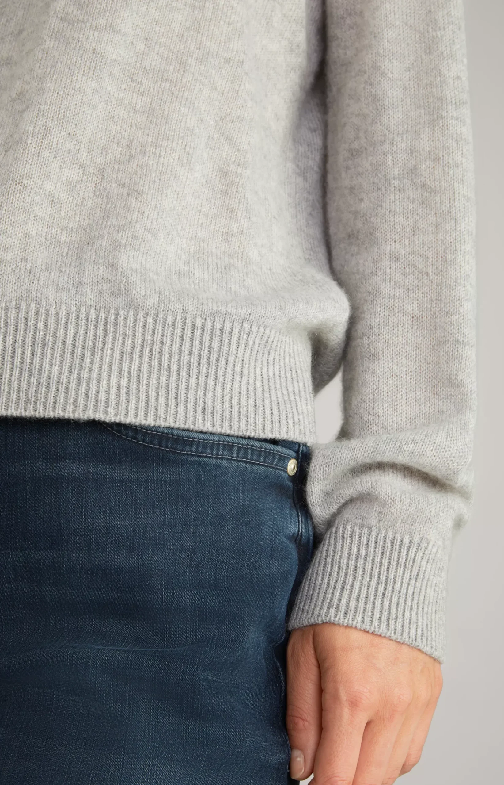 Cashmere Knitted Sweater in Grey Marl