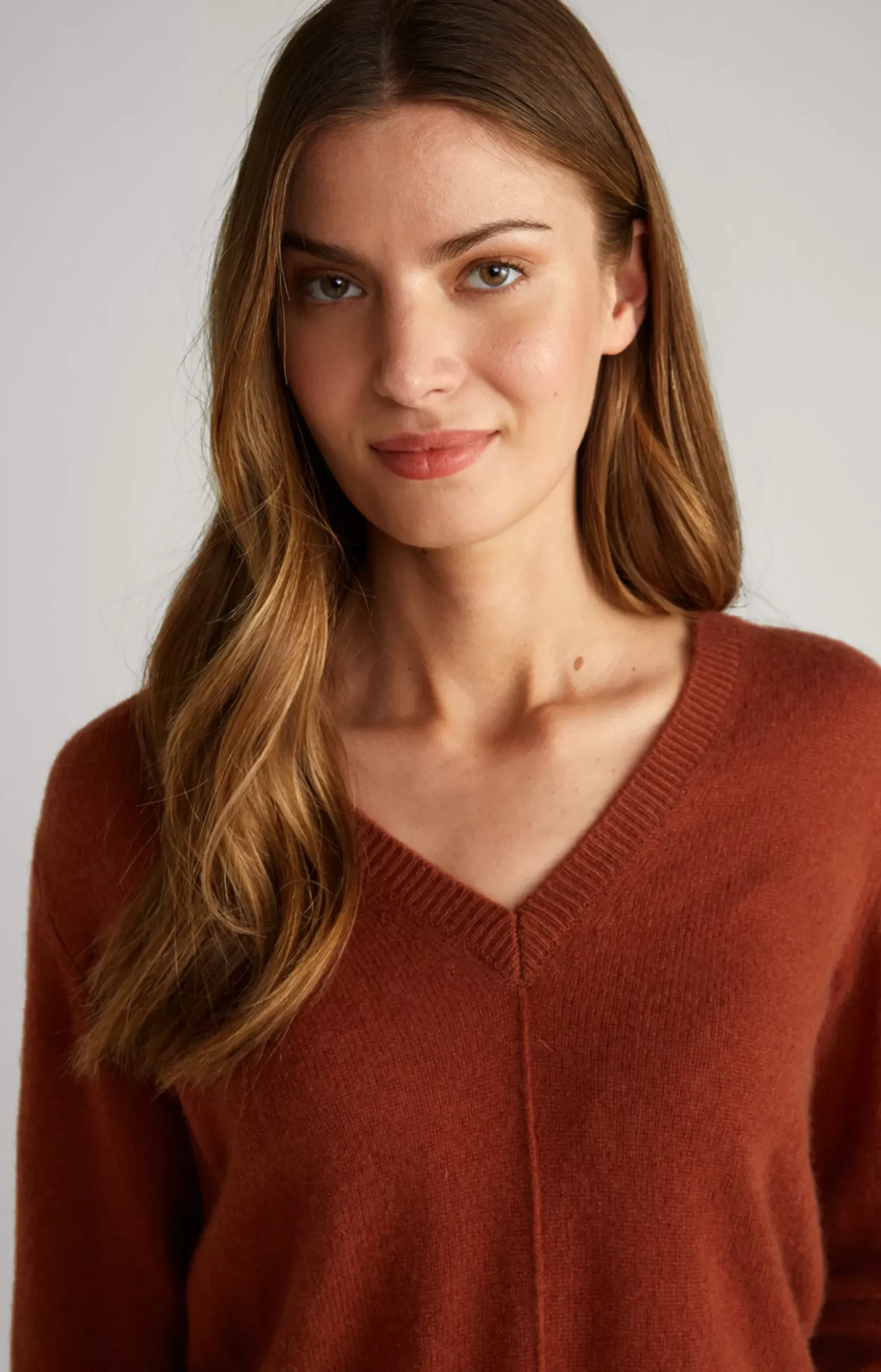 Cashmere Knitted Sweater in Copper Brown