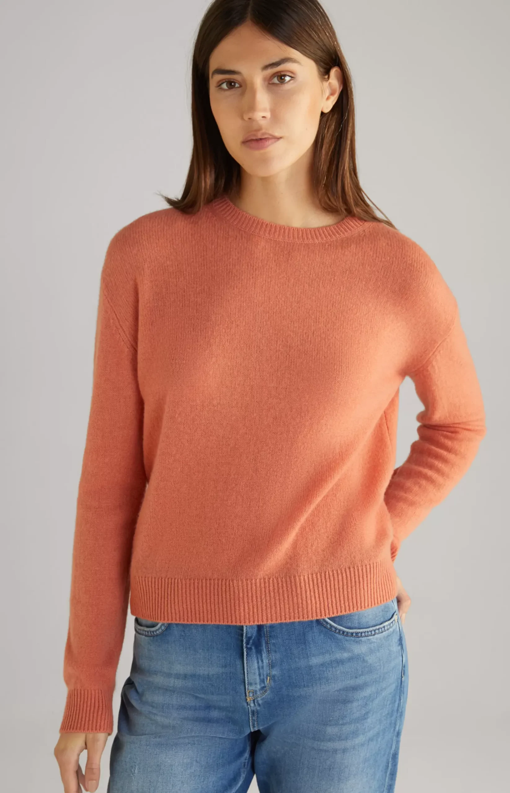 Cashmere Pullover in Dark Apricot