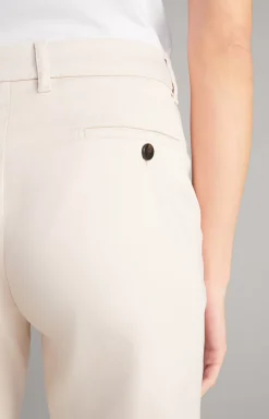 Chinos in Nude