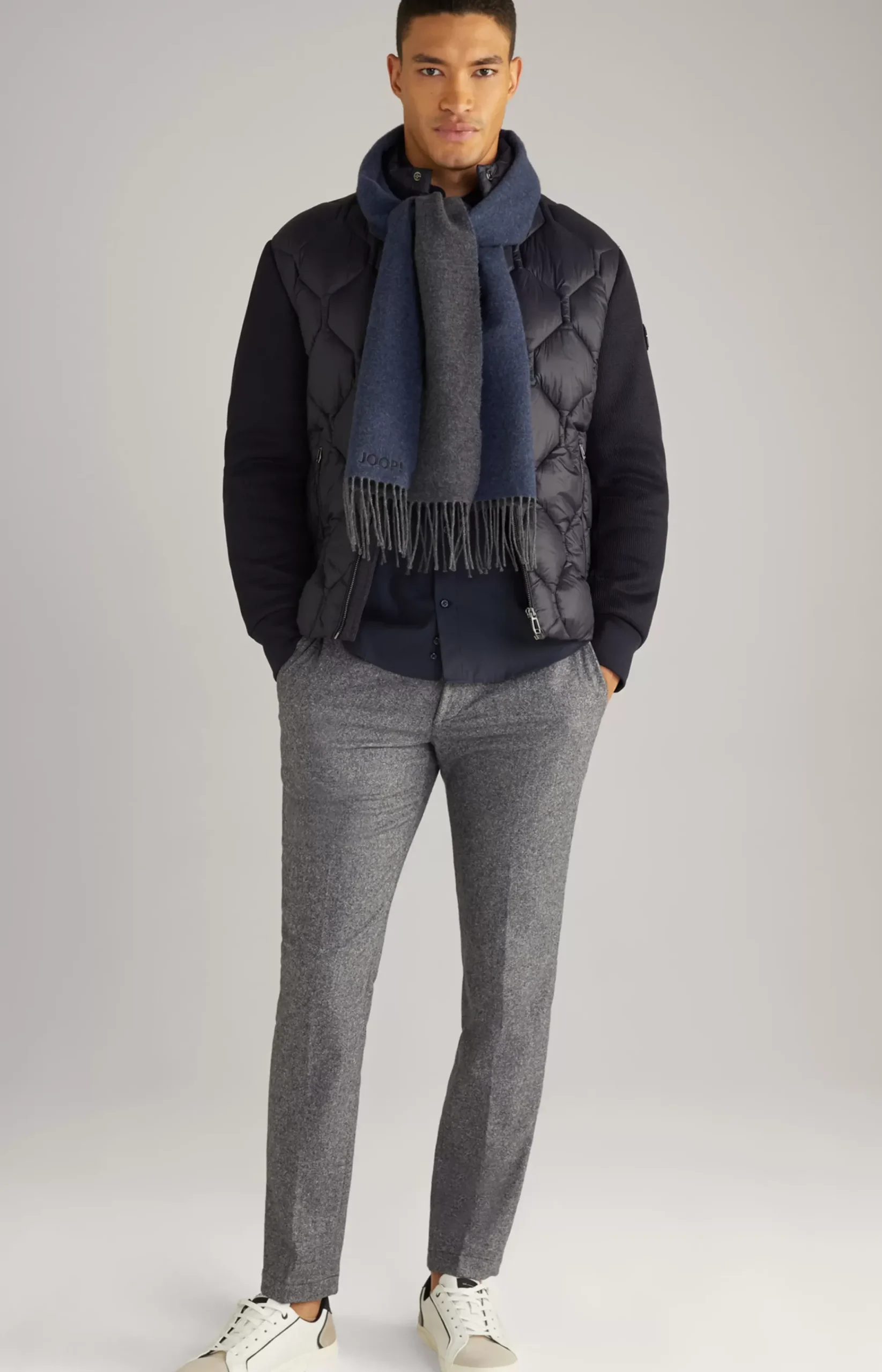 Ciscos Quilted Jacket in Navy