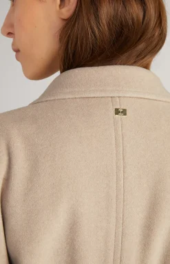 Coat in Beige