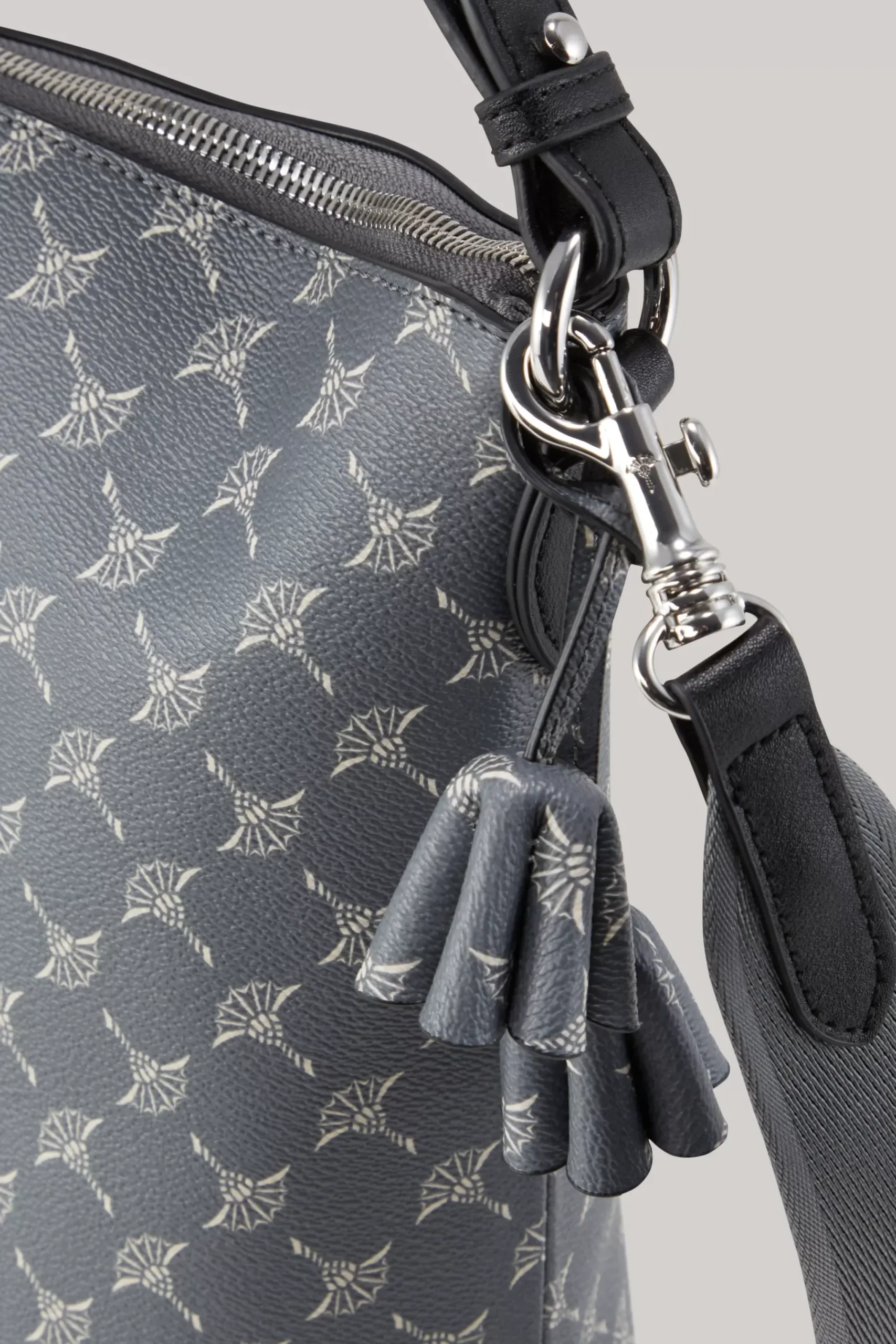 Cortina Aurora Hobo Bag in Grey