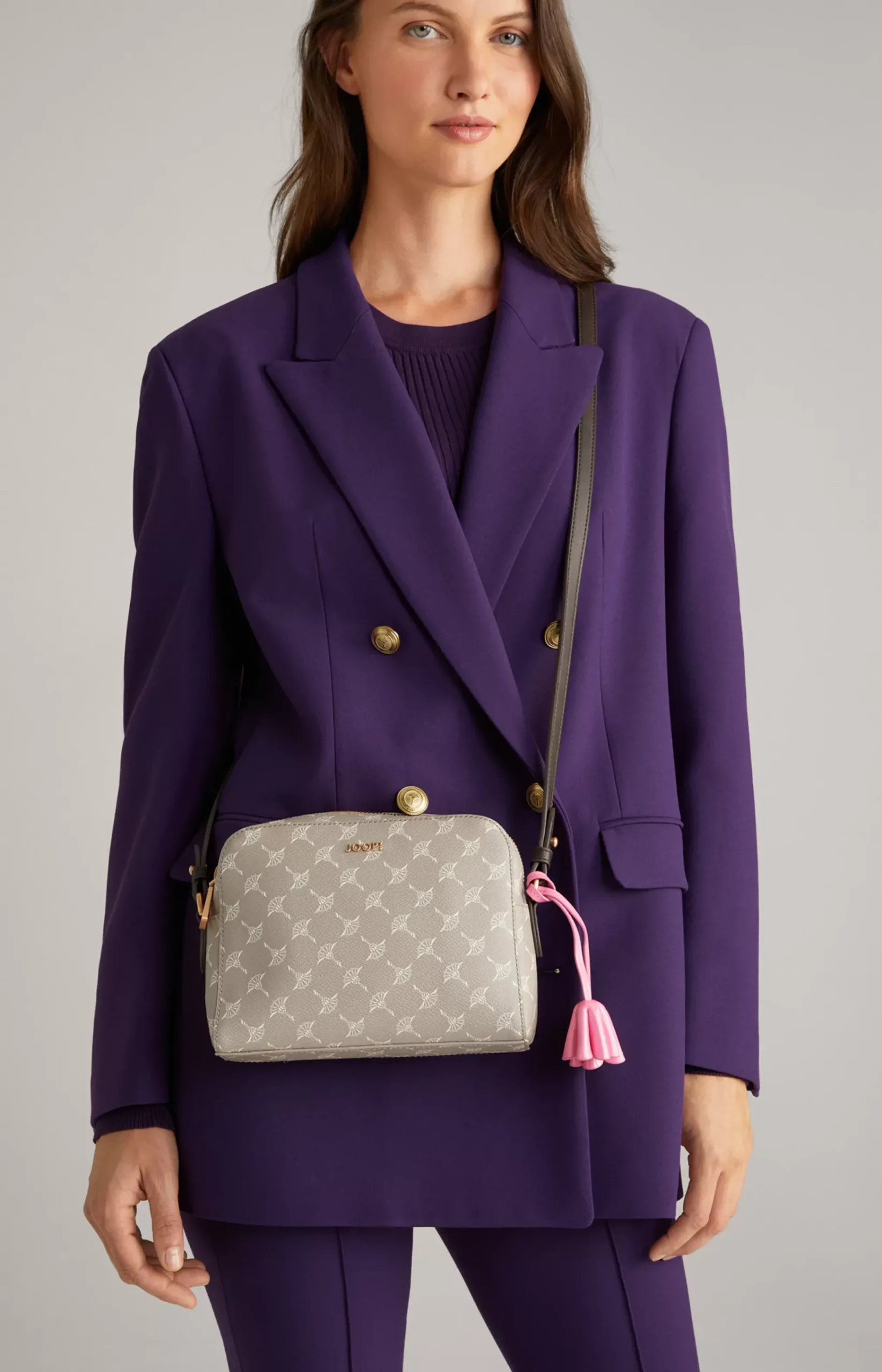 Cortina Cloe Shoulder Bag in Greige