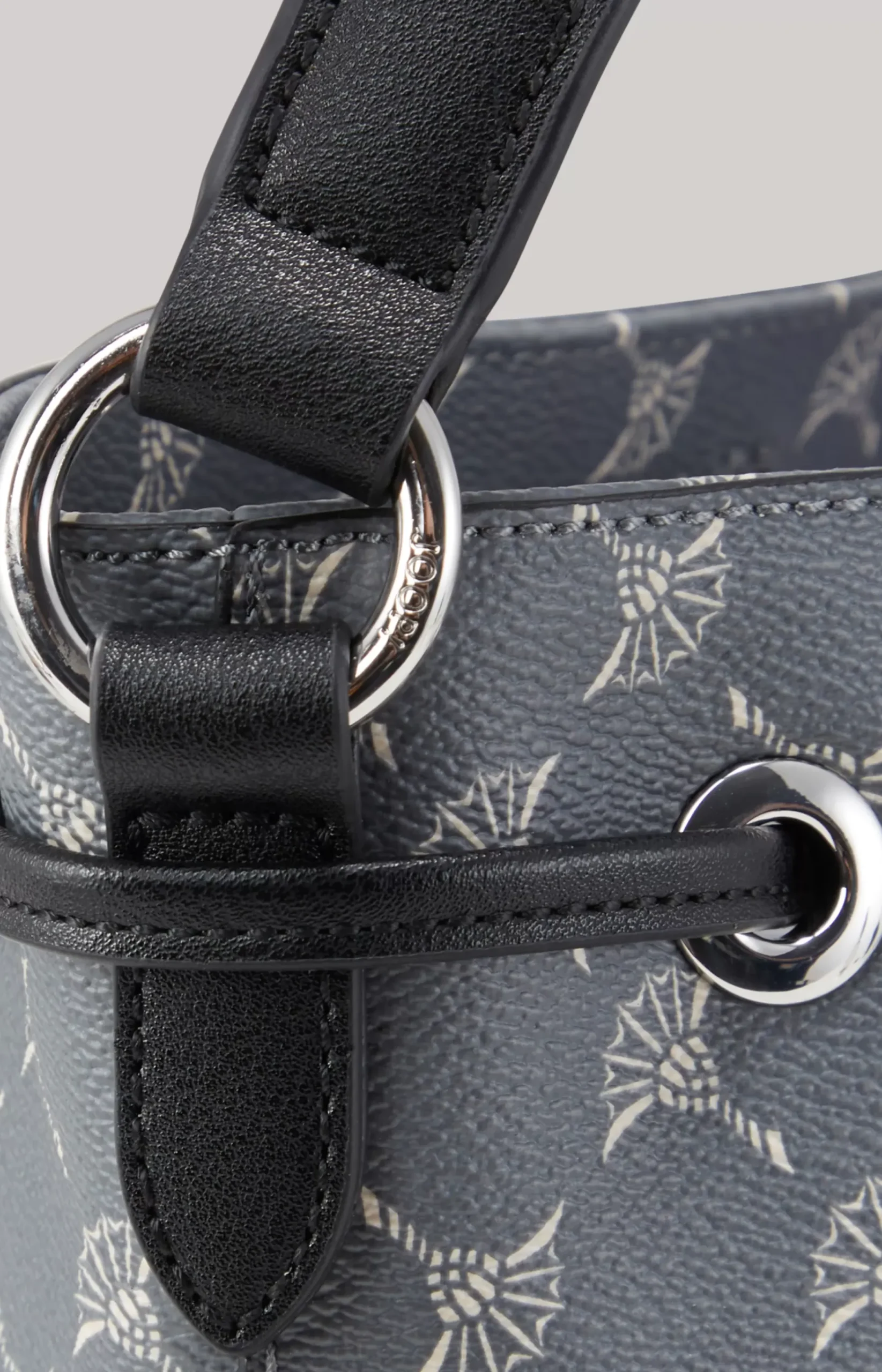 Cortina Franziska Bucket Bag in Grey