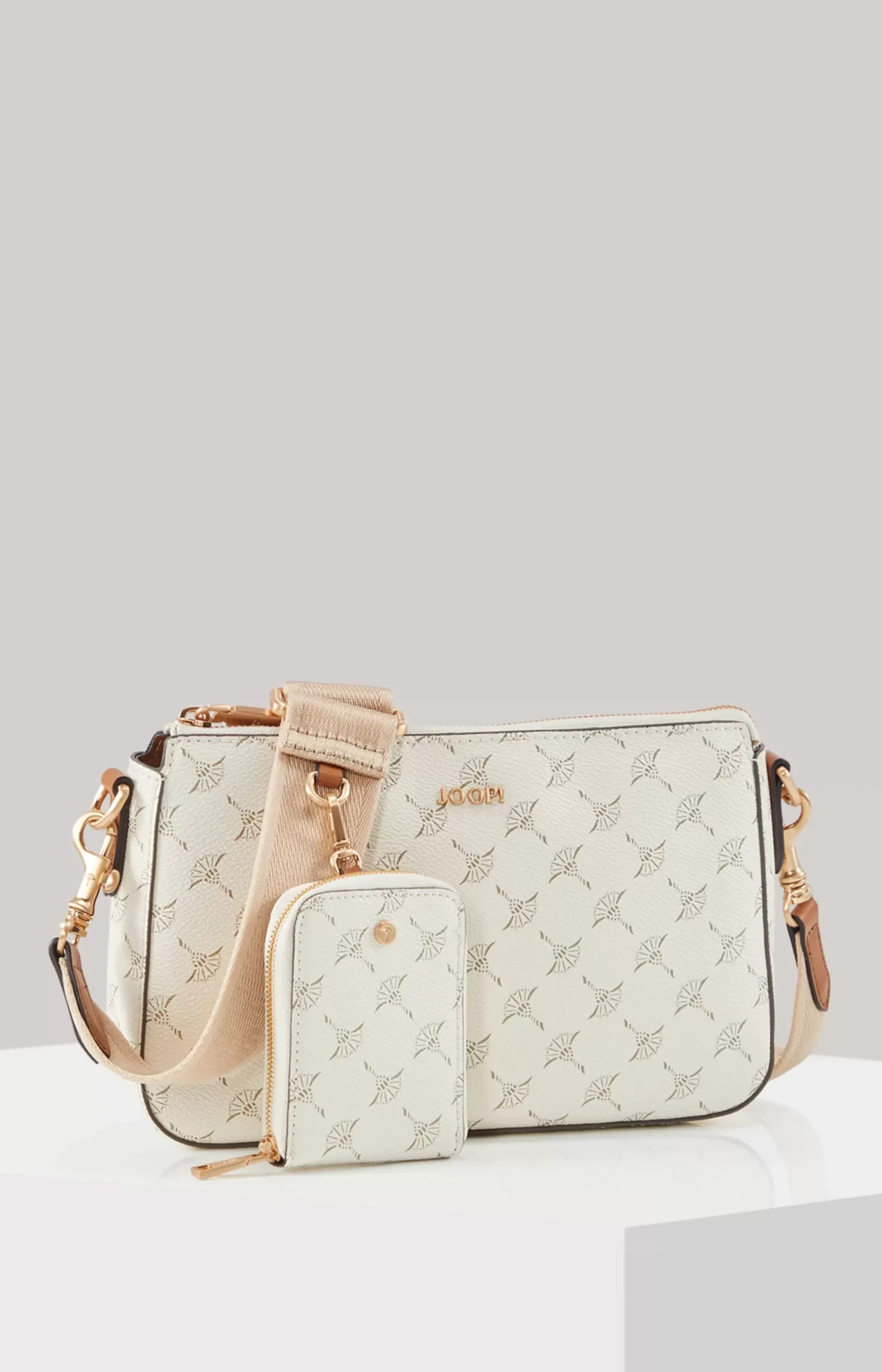 Cortina Jasmina Shoulder Bag in Off-white