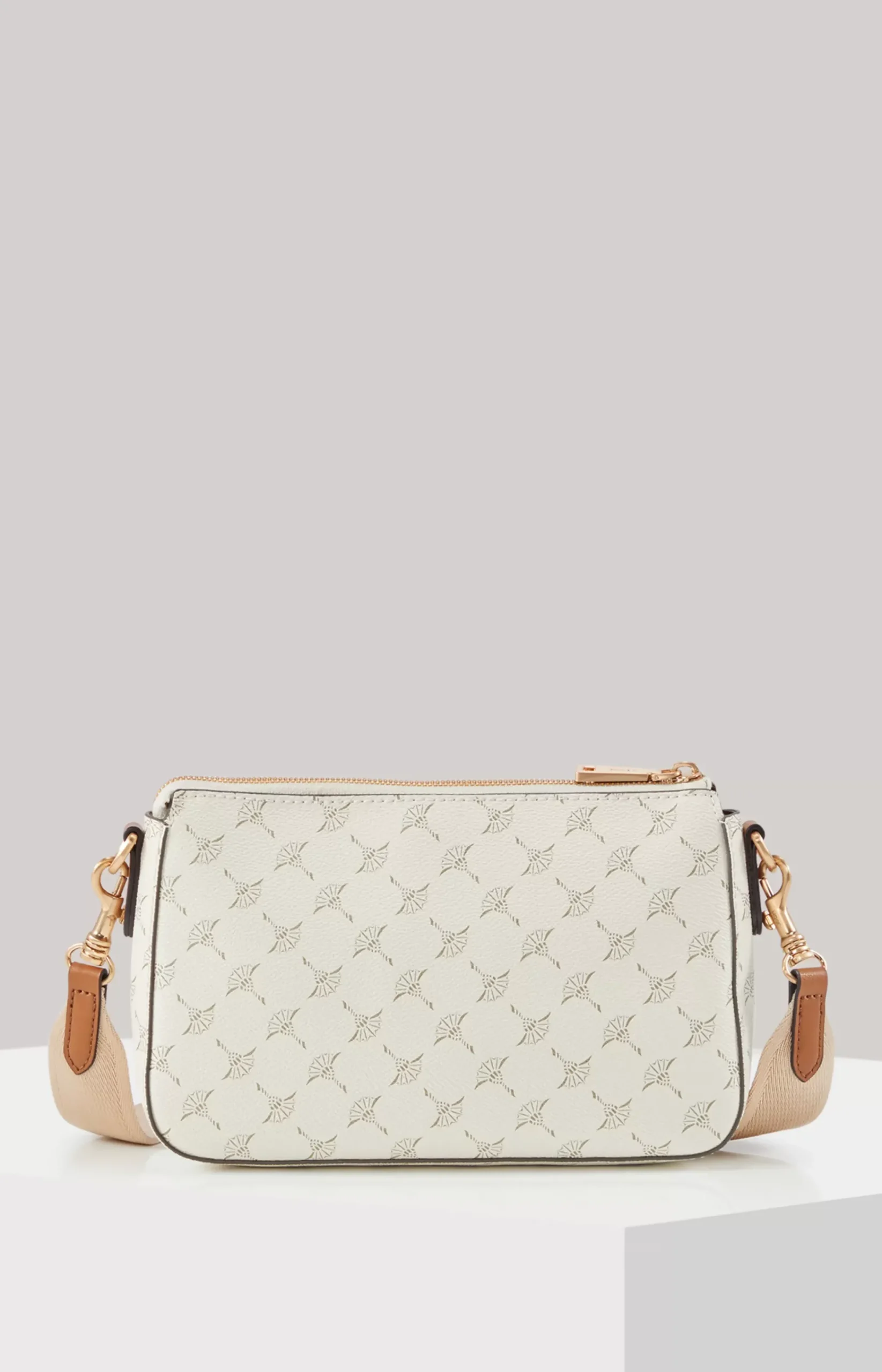Cortina Jasmina Shoulder Bag in Off-white