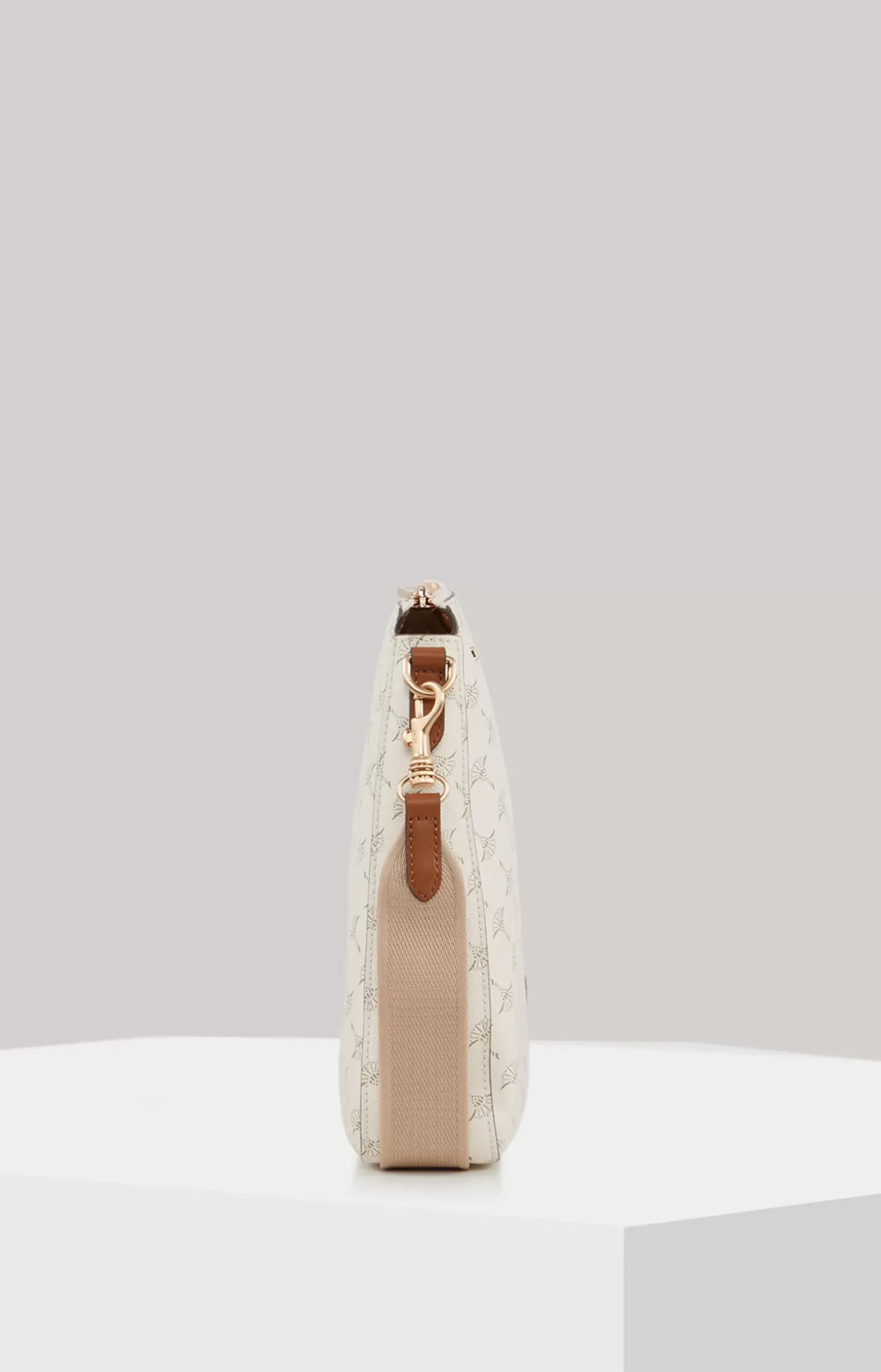 Cortina Jasmina Shoulder Bag in Off-white