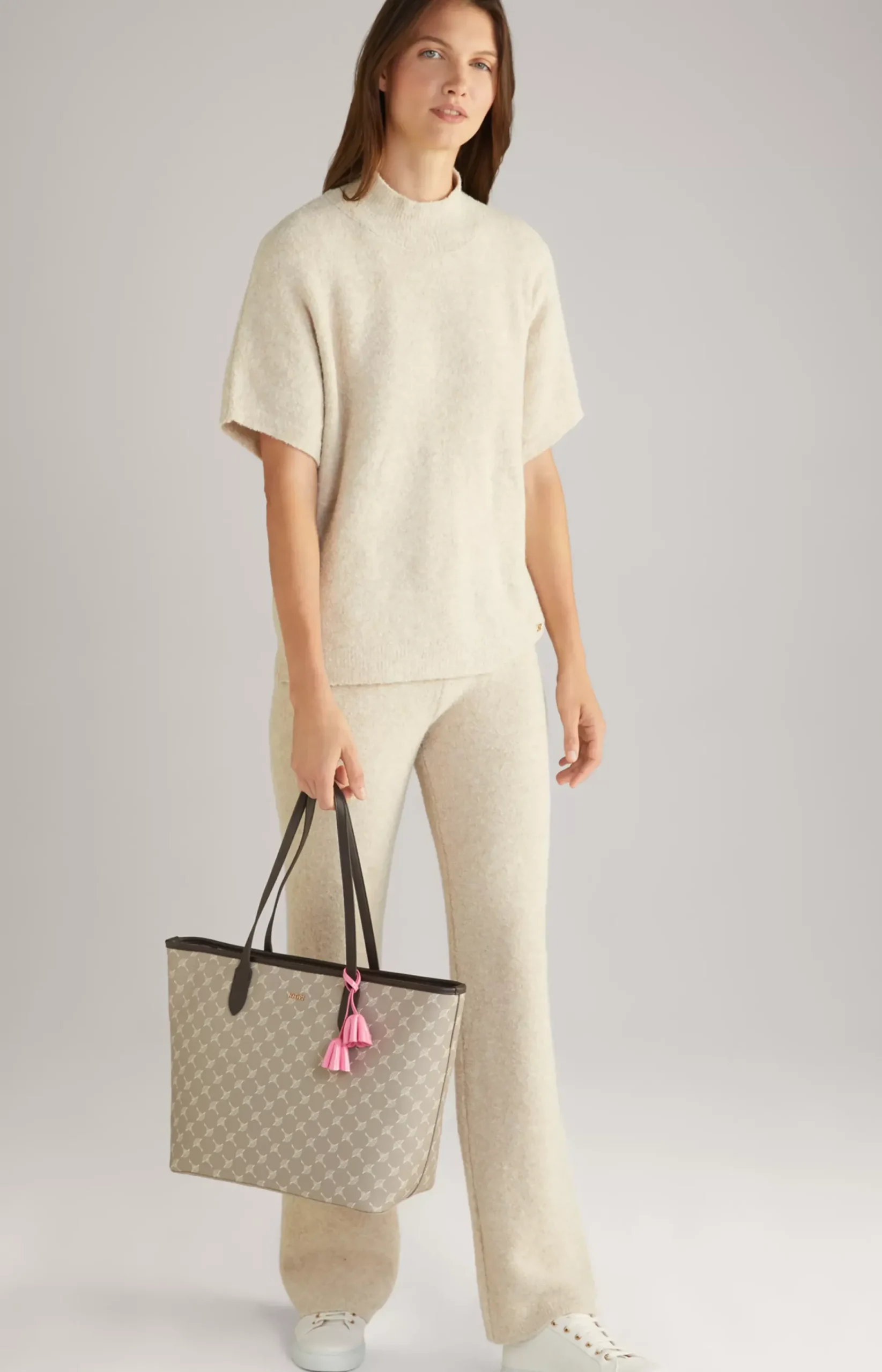 Cortina Lara Midi Shopper in Greige