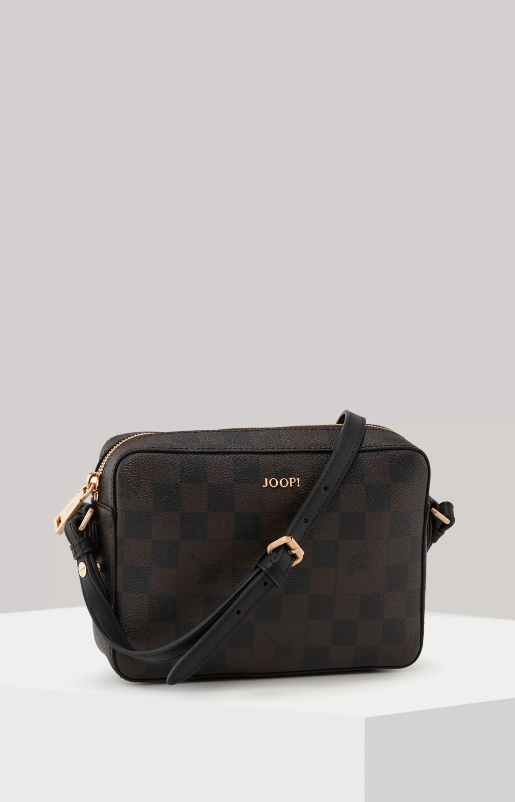 Cortina Piazza Cloe Shoulder Bag in Brown