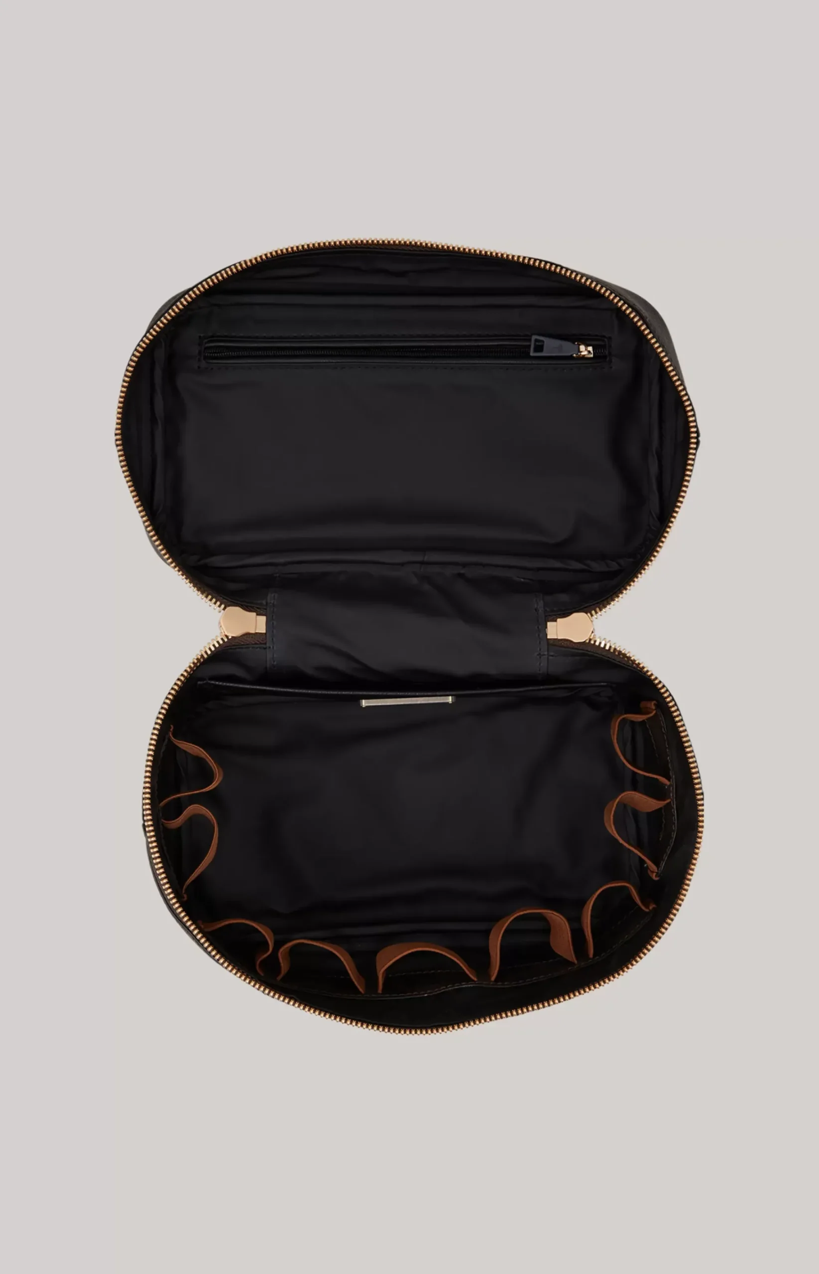 Cortina Piazza Flora Beauty Case in Brown