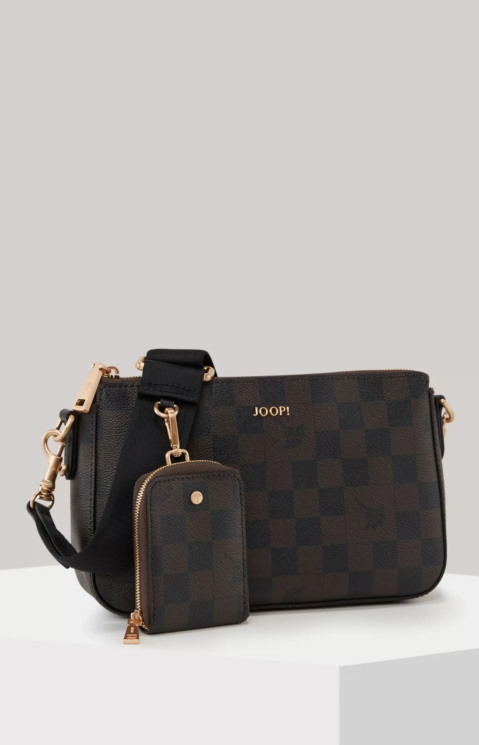 Cortina Piazza Jasmina Shoulder Bag in Brown