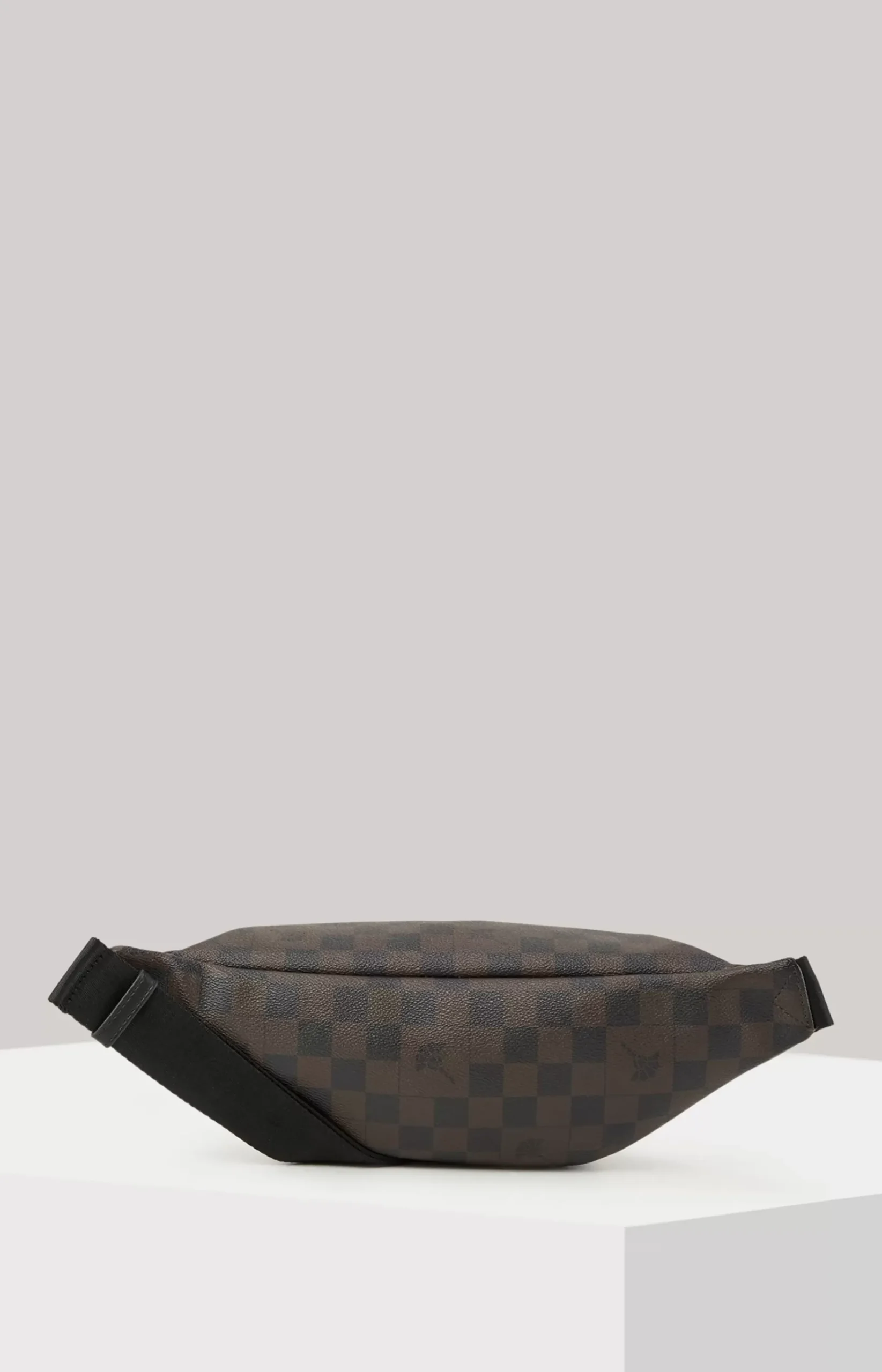 Cortina Piazza Leo Belt Bag in Seal Brown