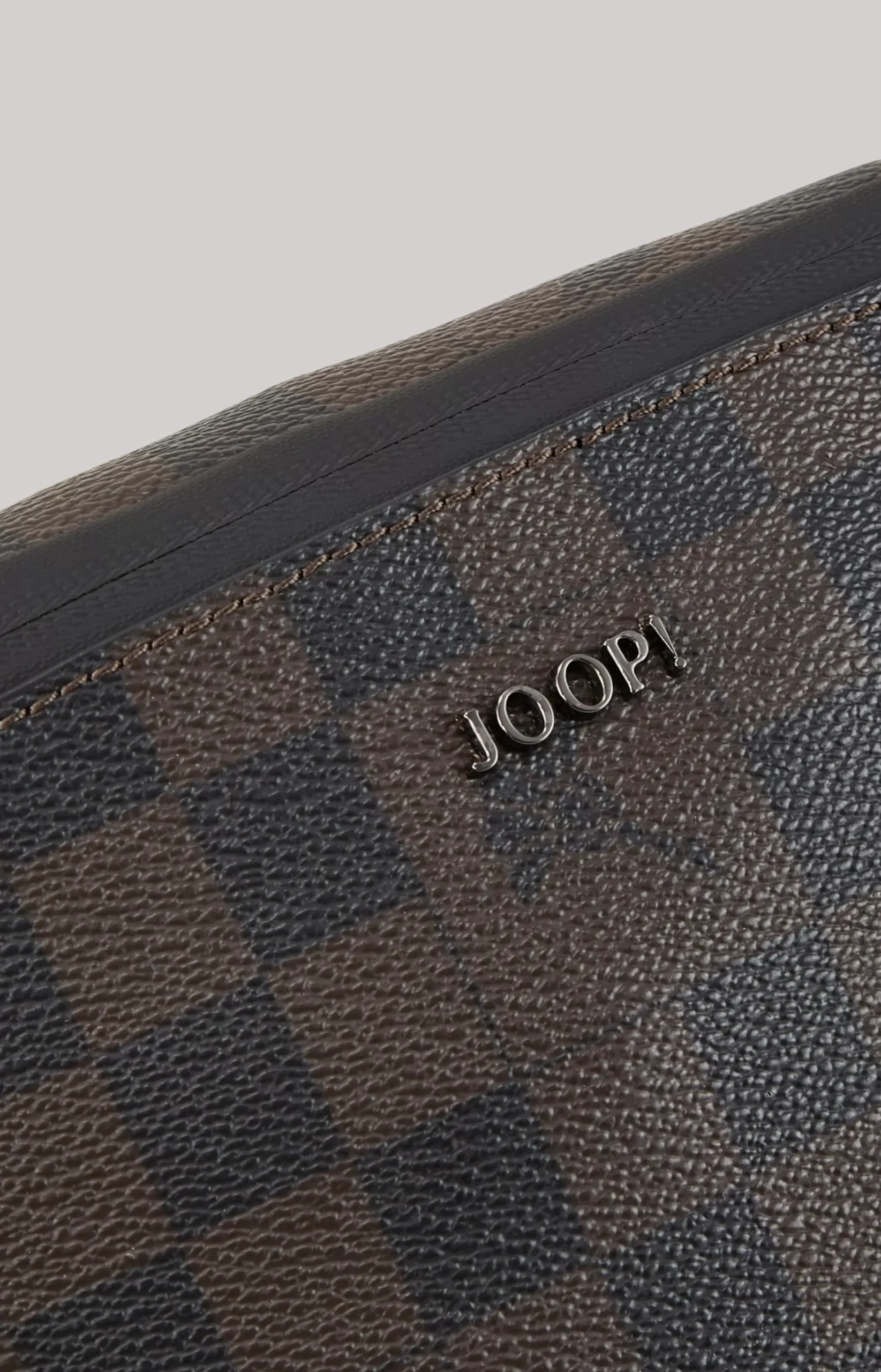 Cortina Piazza Leo Belt Bag in Seal Brown