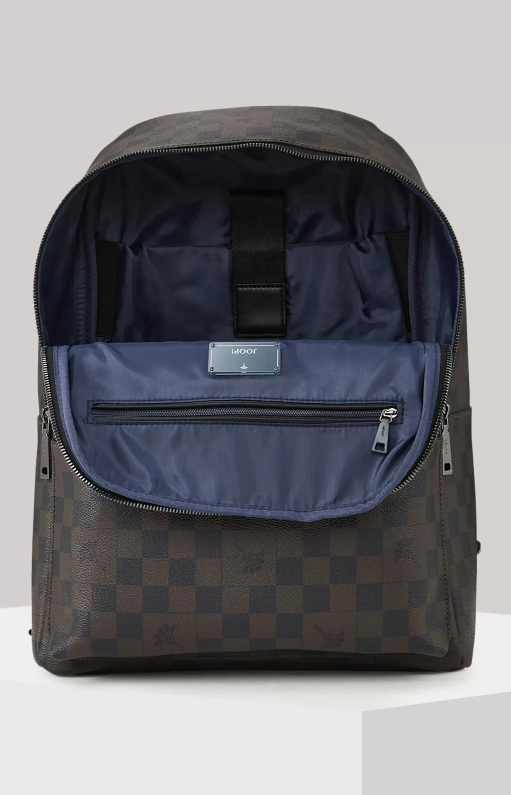 Cortina Piazza Miko Backpack in Seal Brown