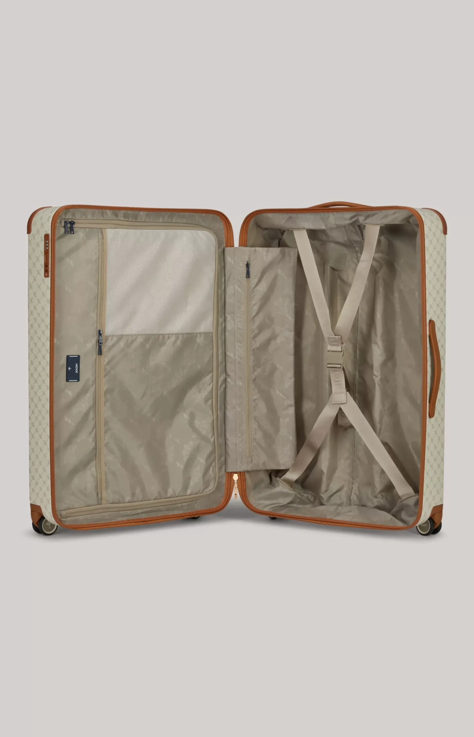 Cortina Volare Size L Hard Shell Case in Off-white