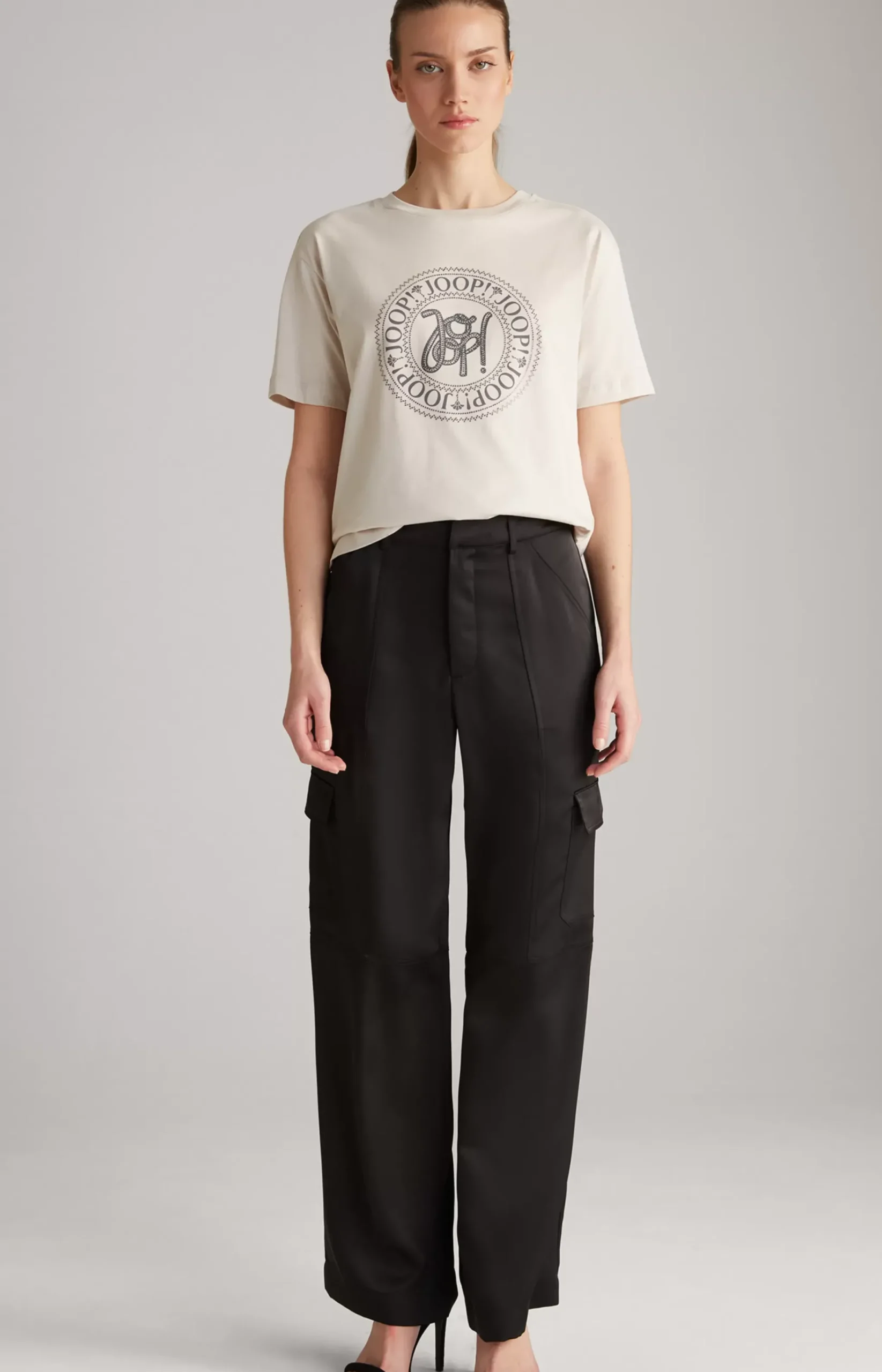 Cotton T-shirt in Beige