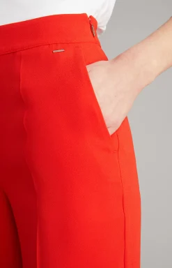 Crêpe Marlene Trousers in Red