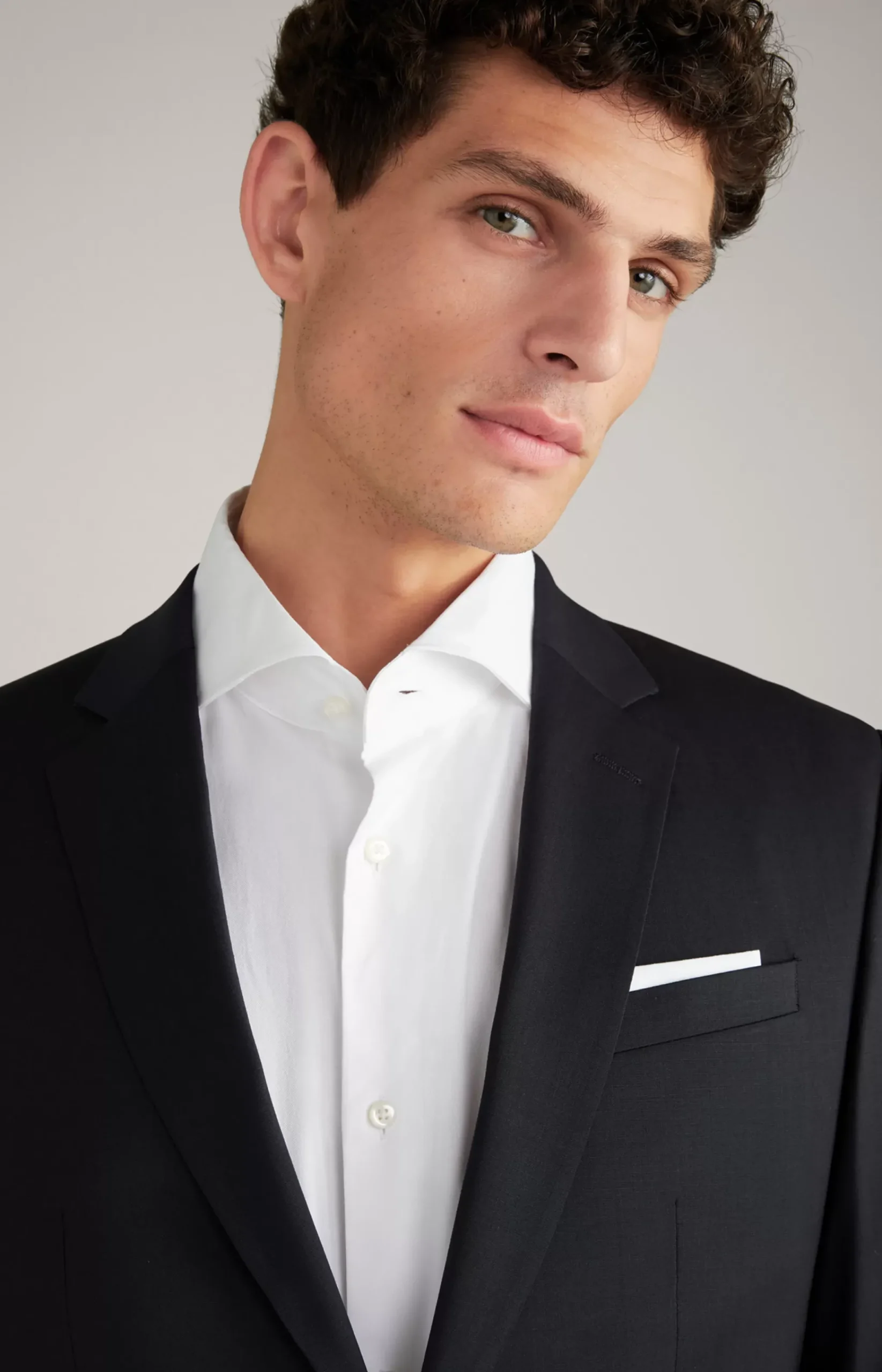Damon-Gun Suit in Dark Blue