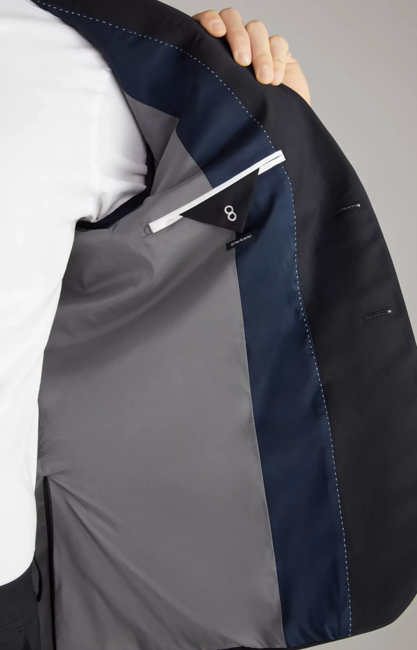 Damon-Gun Suit in Dark Blue