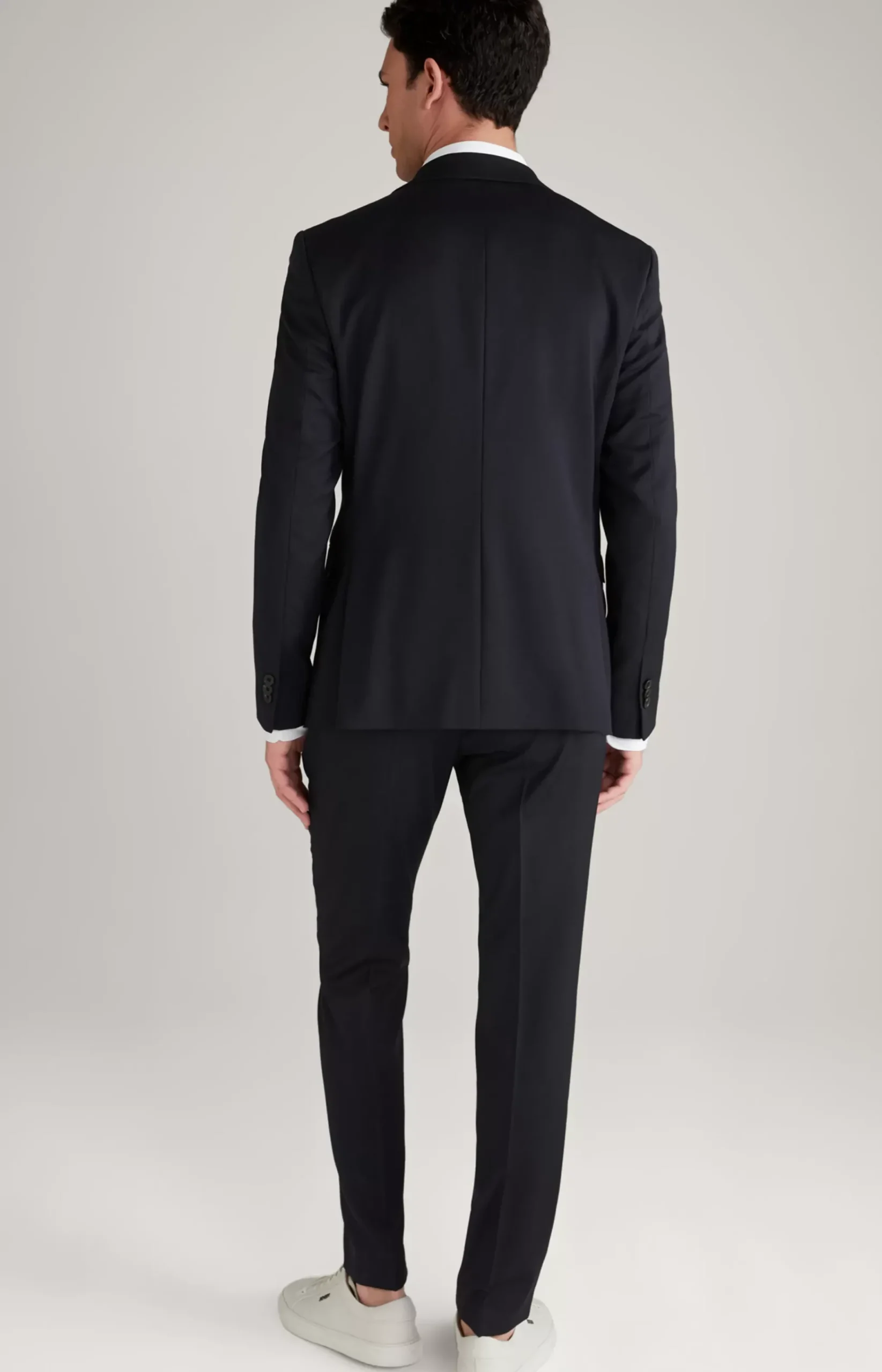 Damon-Gun Travel Suit in Dark Blue
