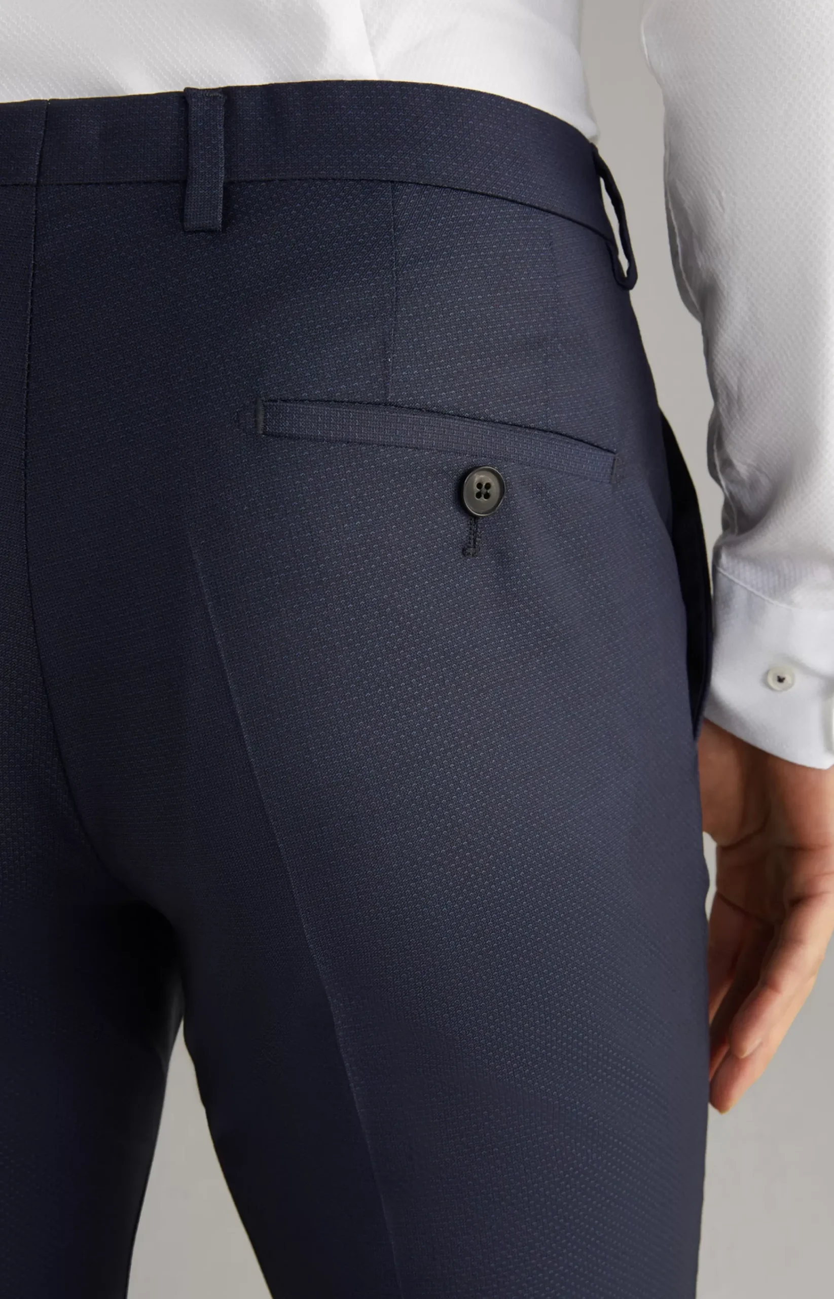 Damon-Gun Virgin Wool Suit in Blue Textured