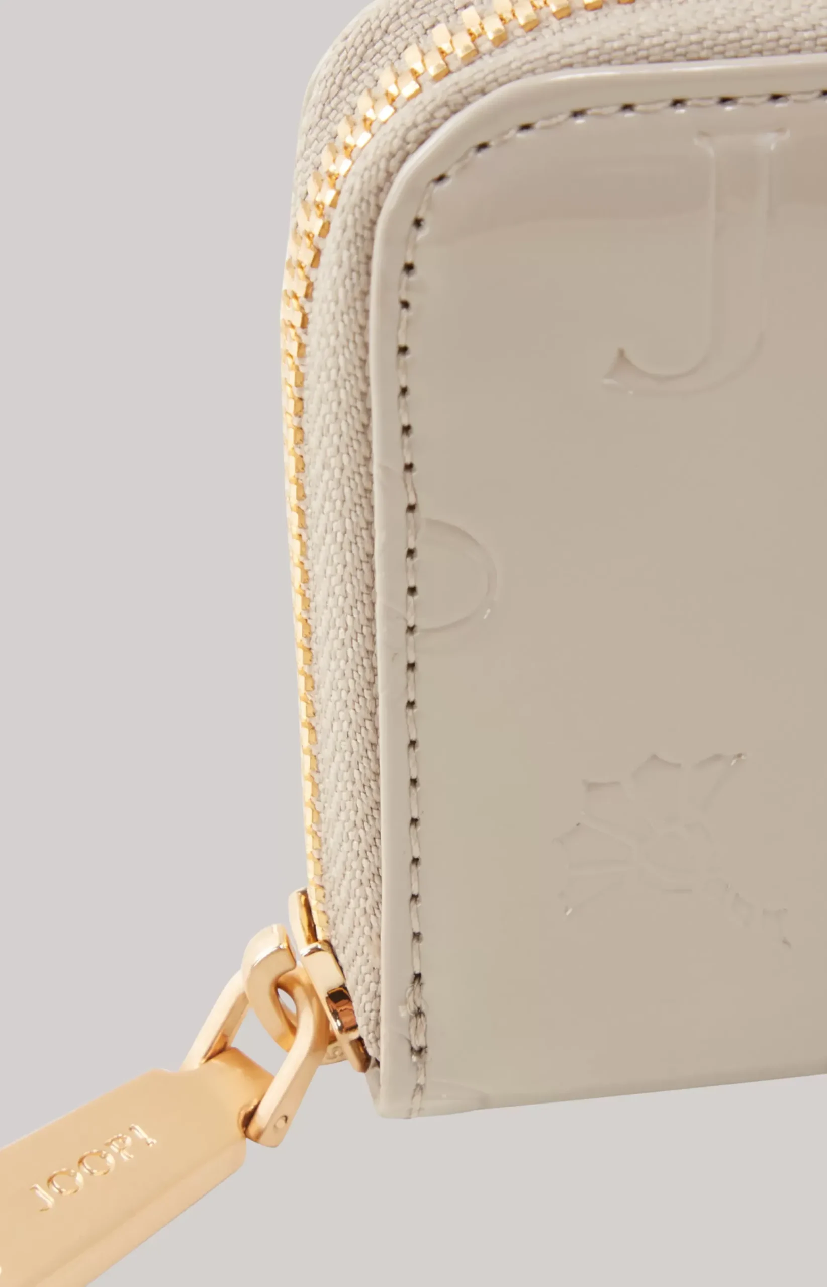Decoro Lucente Aena Wallet in Greige
