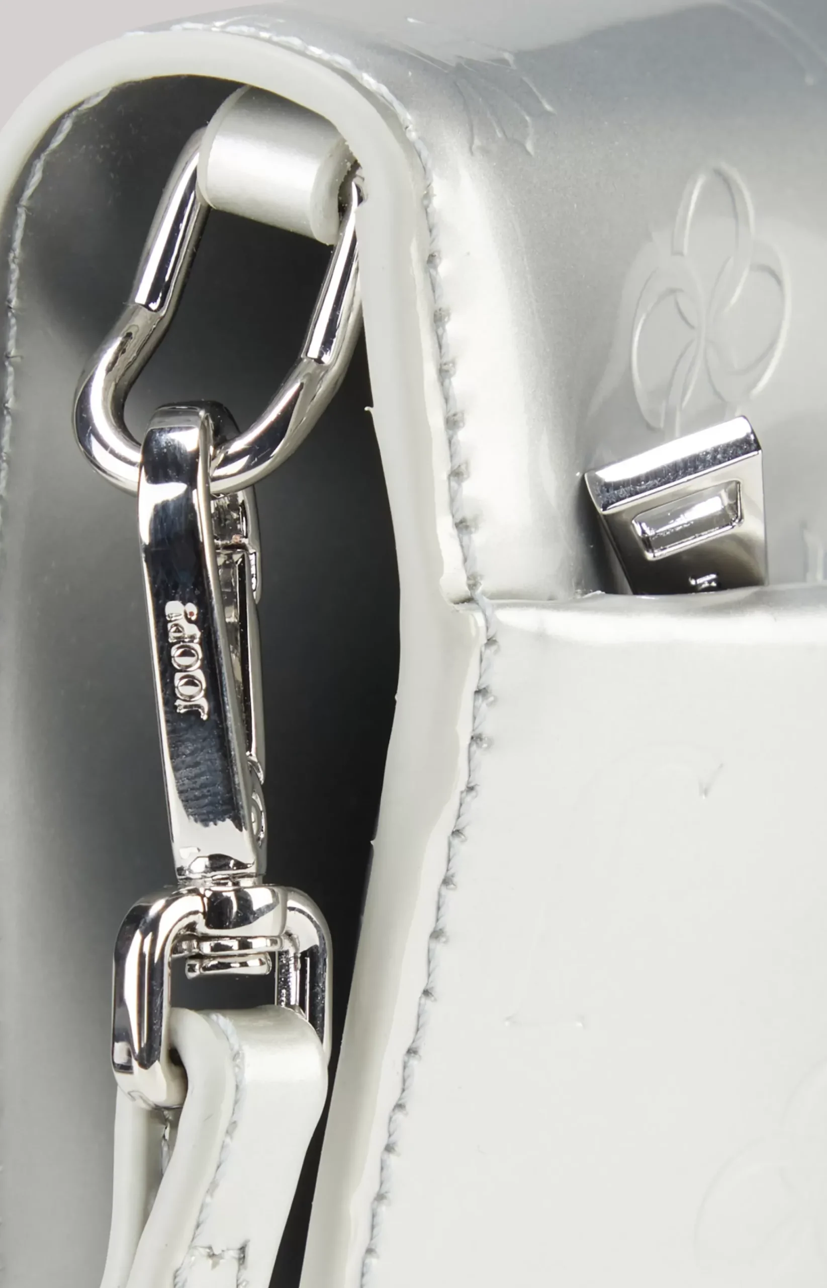 Decoro Lucente Cadea Clutch in Silver