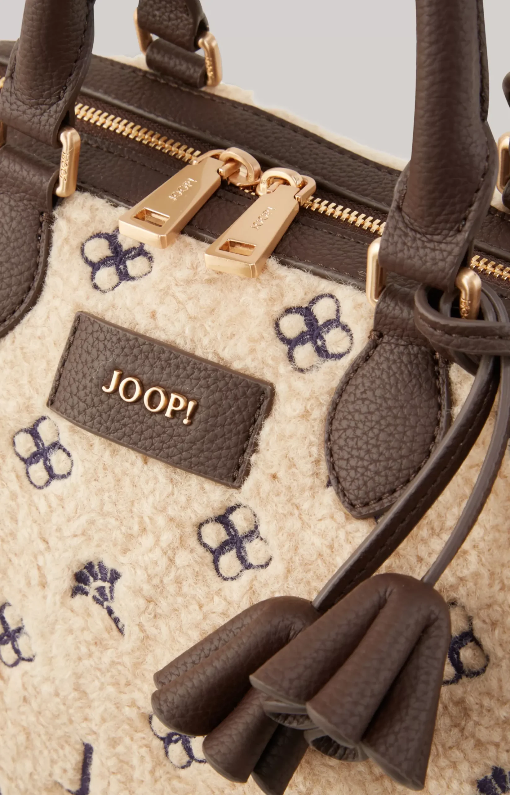 Decoro Peluche Aurora Handbag in Beige