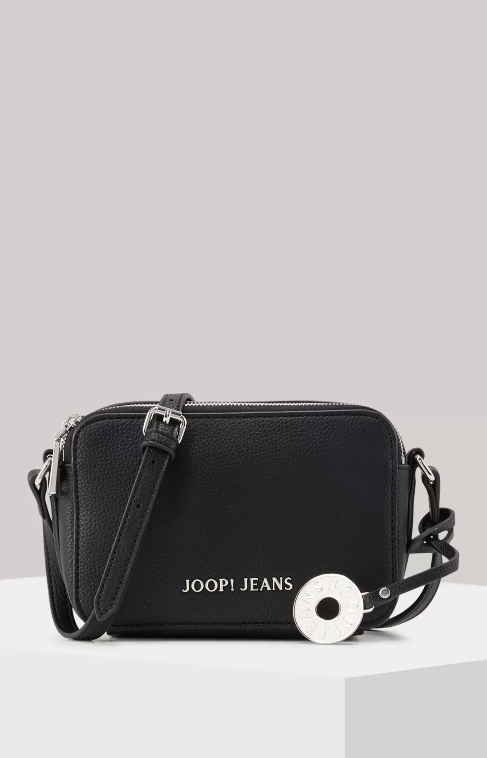 Diurno Susan Shoulder Bag in Black