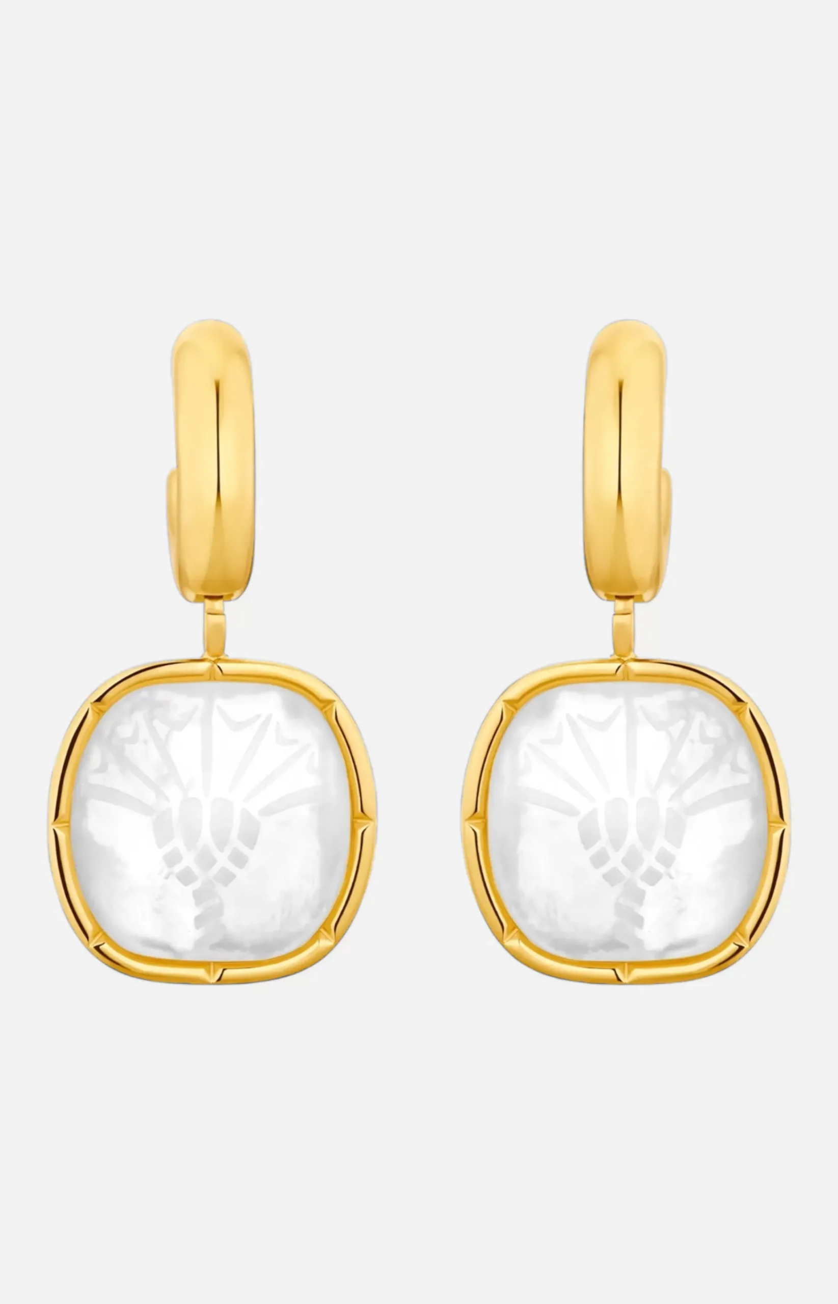 Earrings in Gold