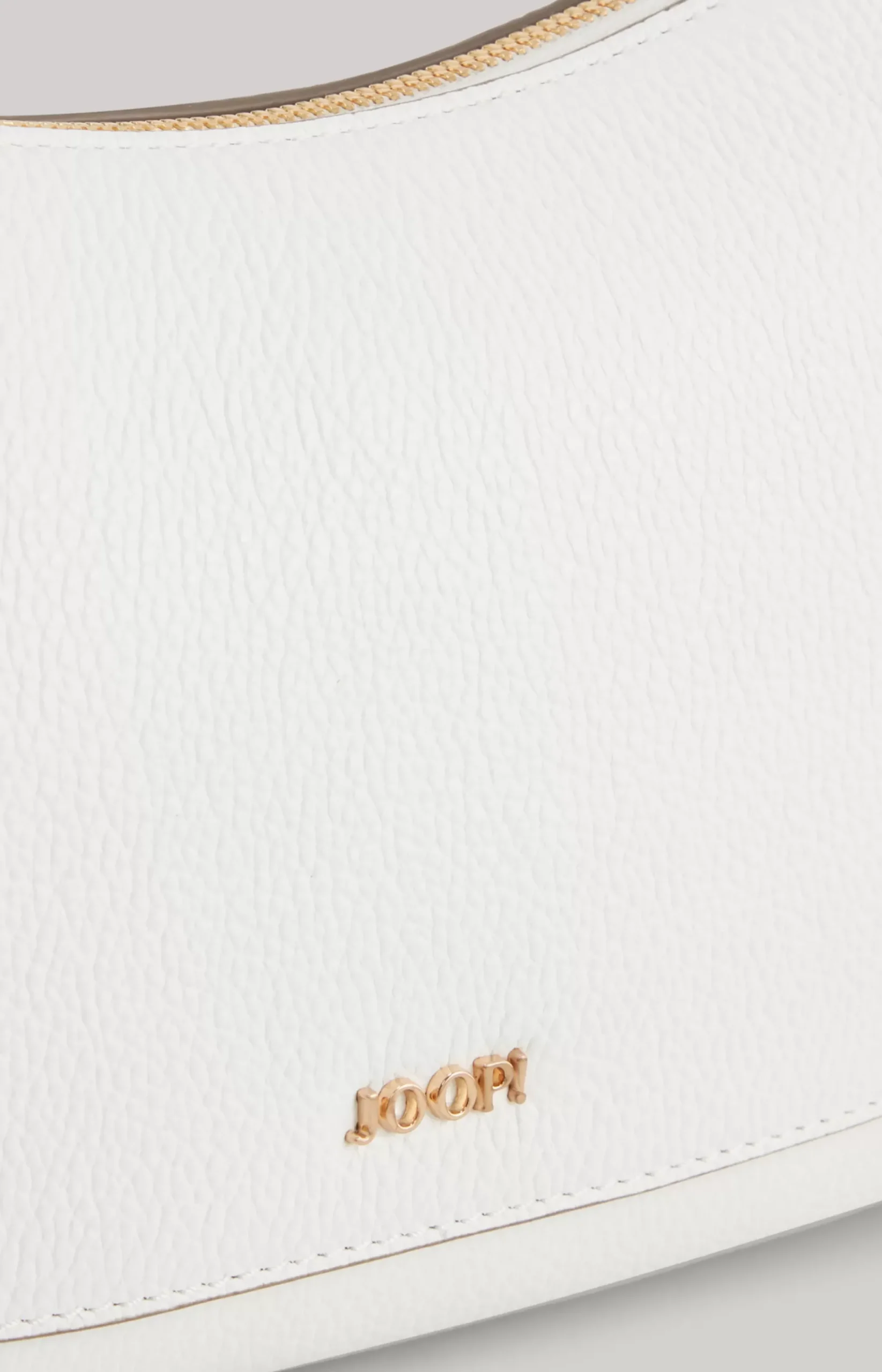 Estate Loreen Leather Shoulder Bag in White