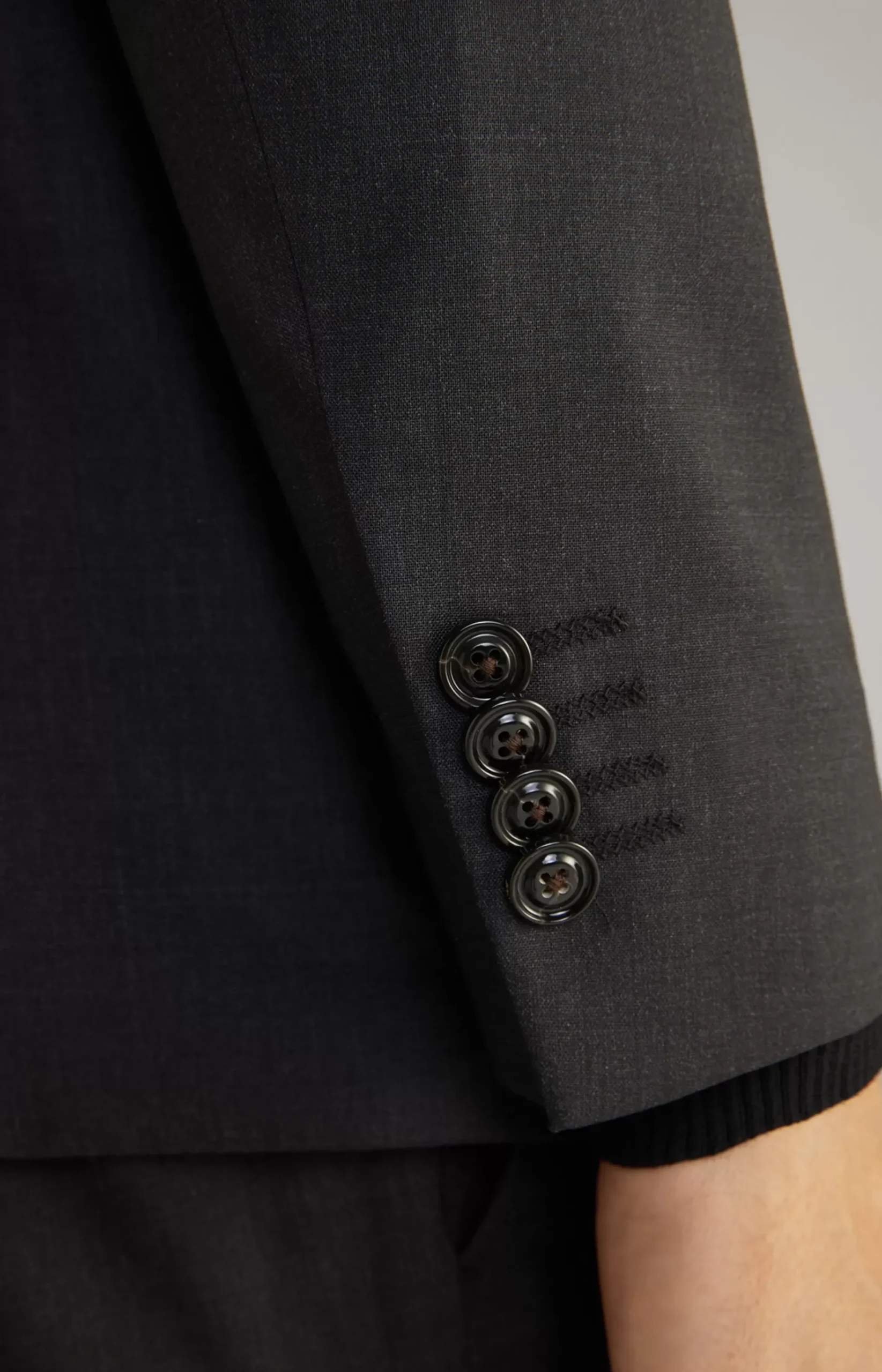 Finch-Brad Suit in Mottled Grey