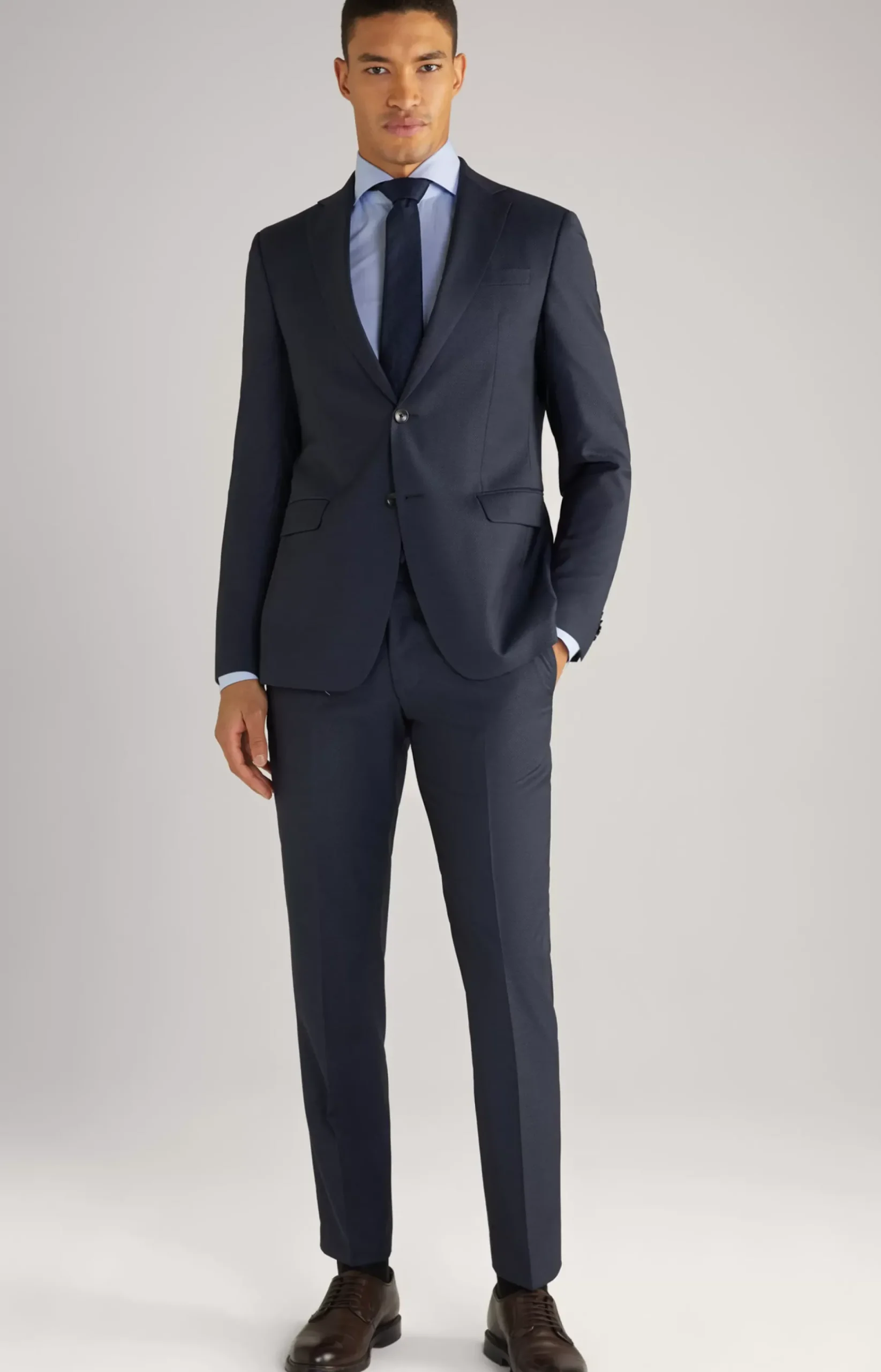 Finch-Brad Virgin Wool Suit in Mottled Navy