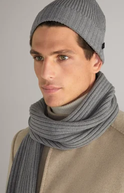 Francis Knitted Beanie in Grey