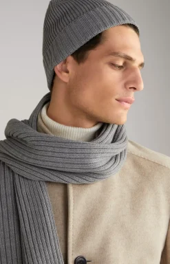 Francis Knitted Beanie in Grey