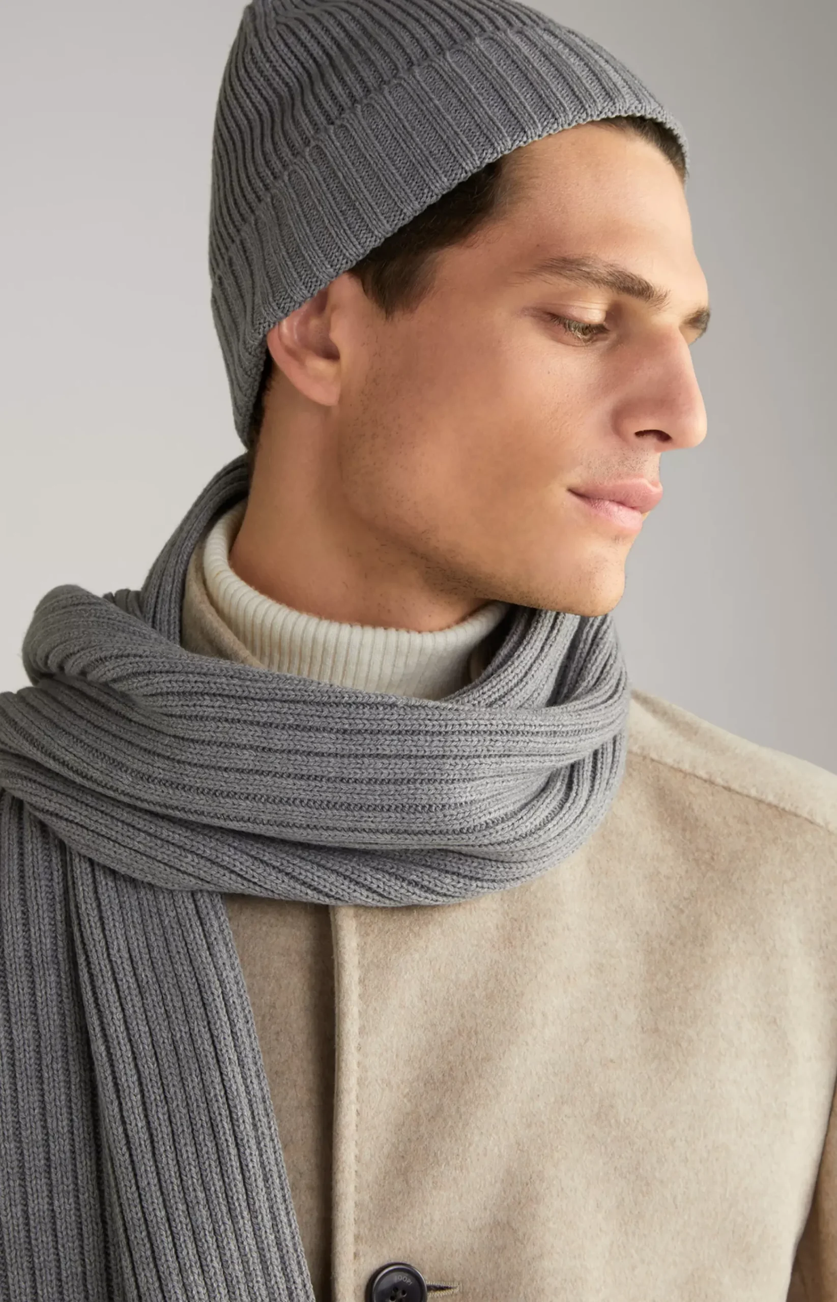 Francis Knitted Beanie in Grey