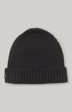 Francis Knitted Beanie in Black